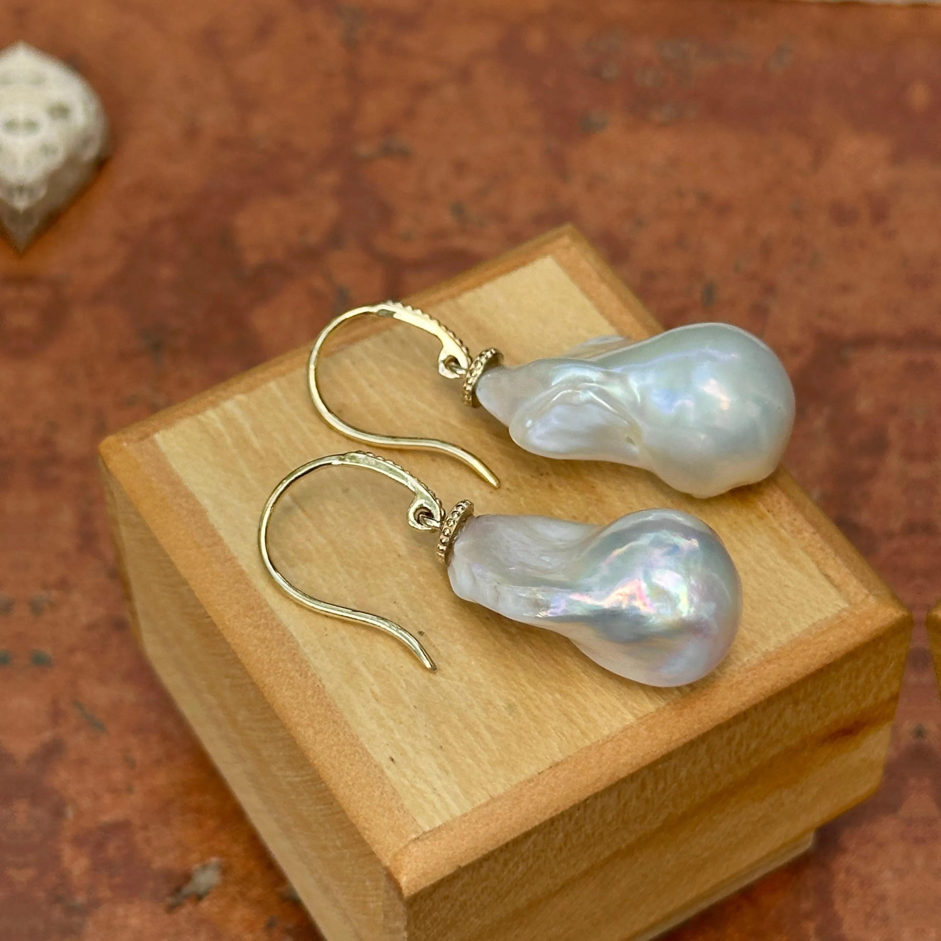 14KT Yellow Gold Baroque Freshwater Pearl Dangle Earrings