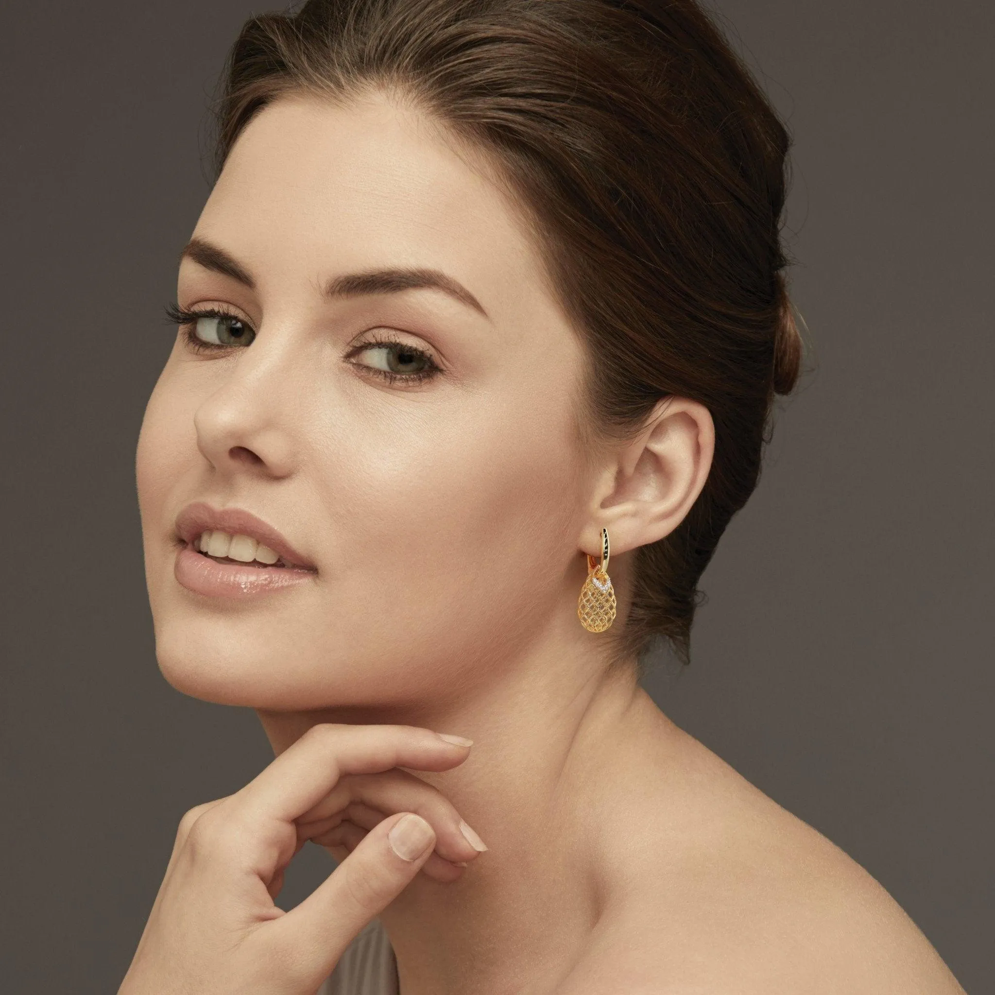 18k Solid Yellow Gold Handmade Pineapple Diamond Earrings, Pineapple Earrings, Gold Earrings, Diamond Earrings