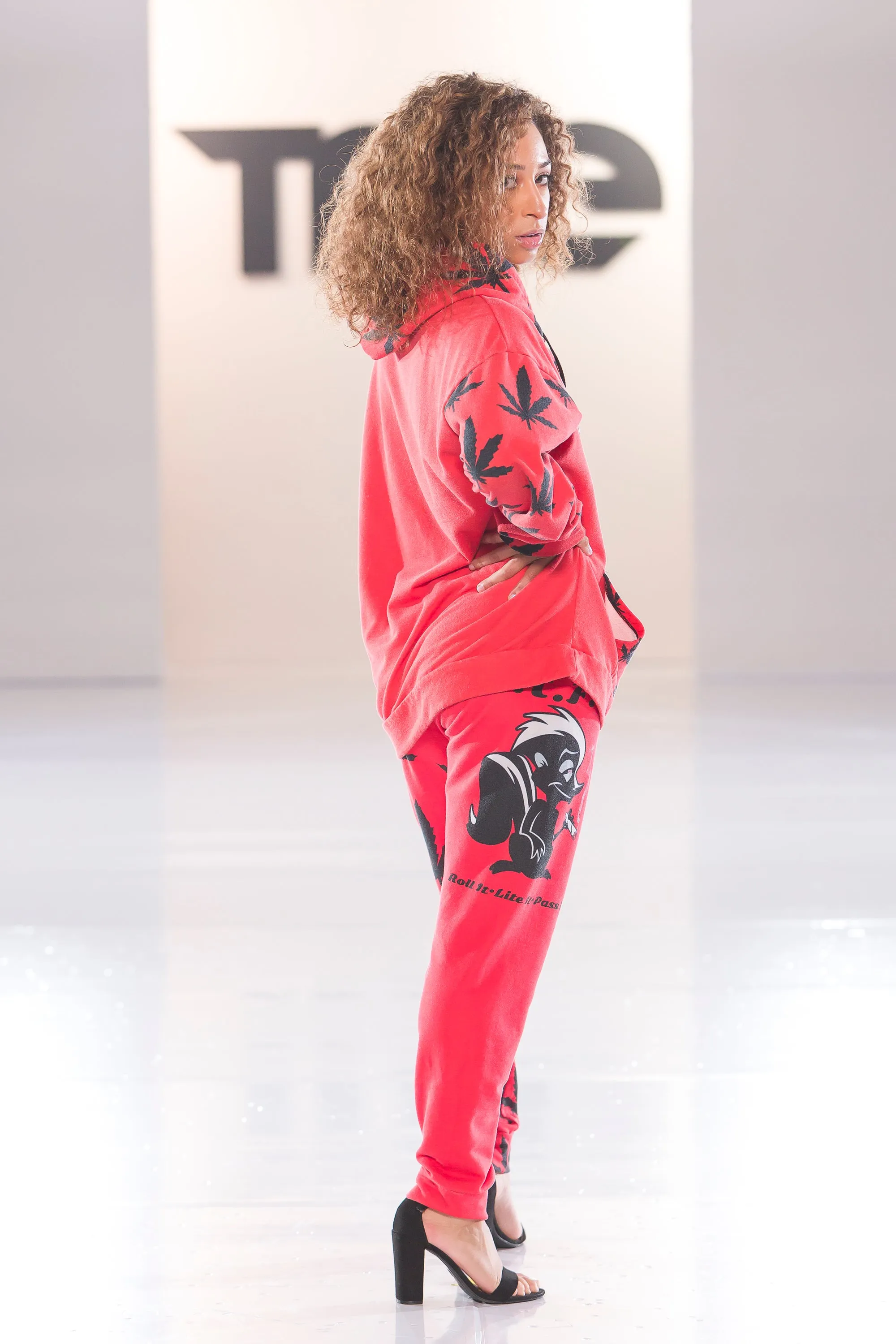 420 Skunk Hoodie - Red