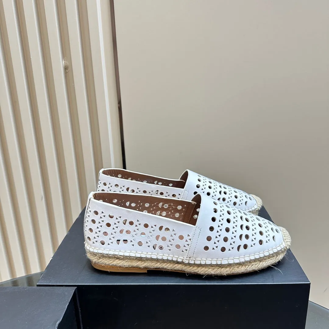 Alaila Vienne Espadrilles In White Cowhide 946258