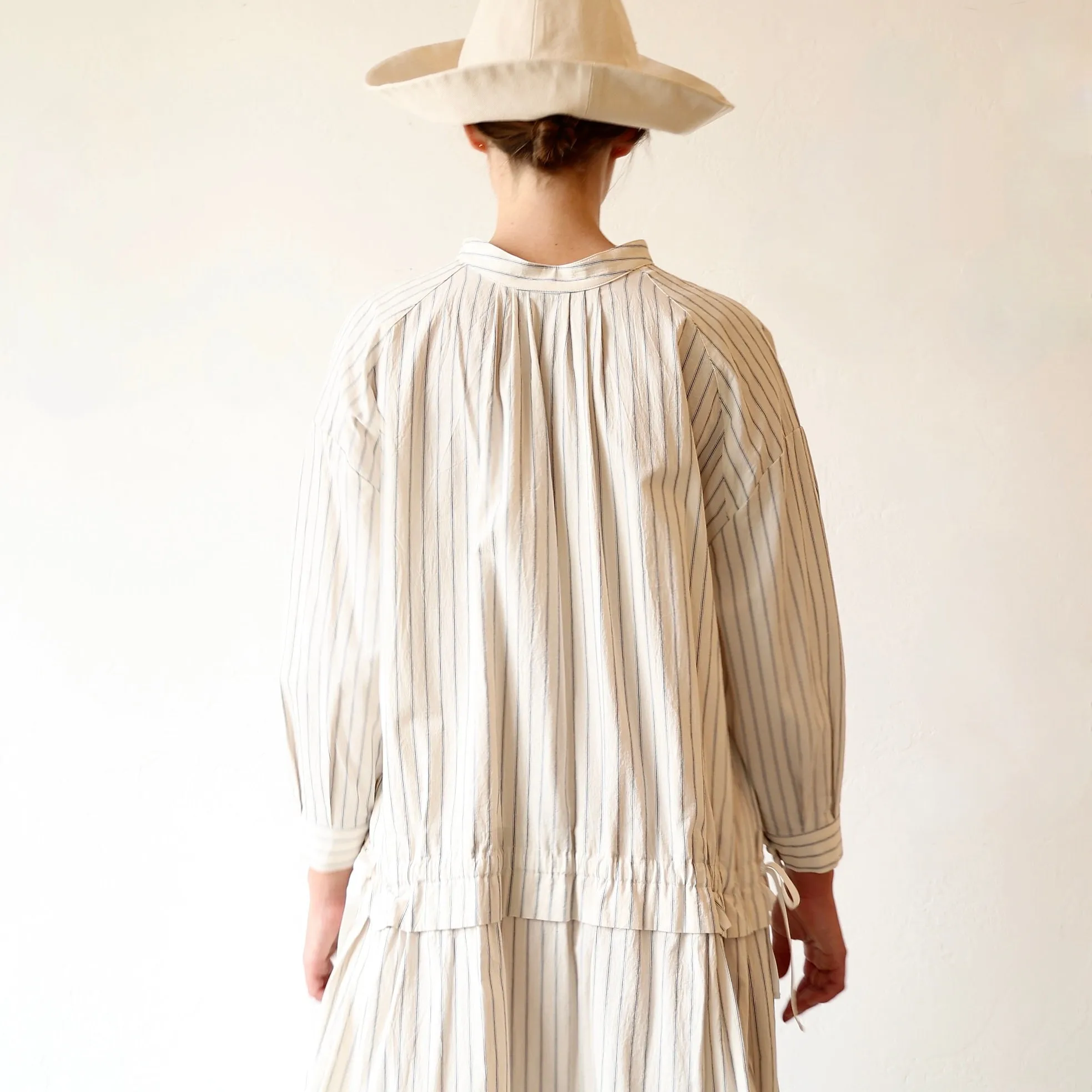 Aseedonclöud Laboratory Dress - Blue Stripes