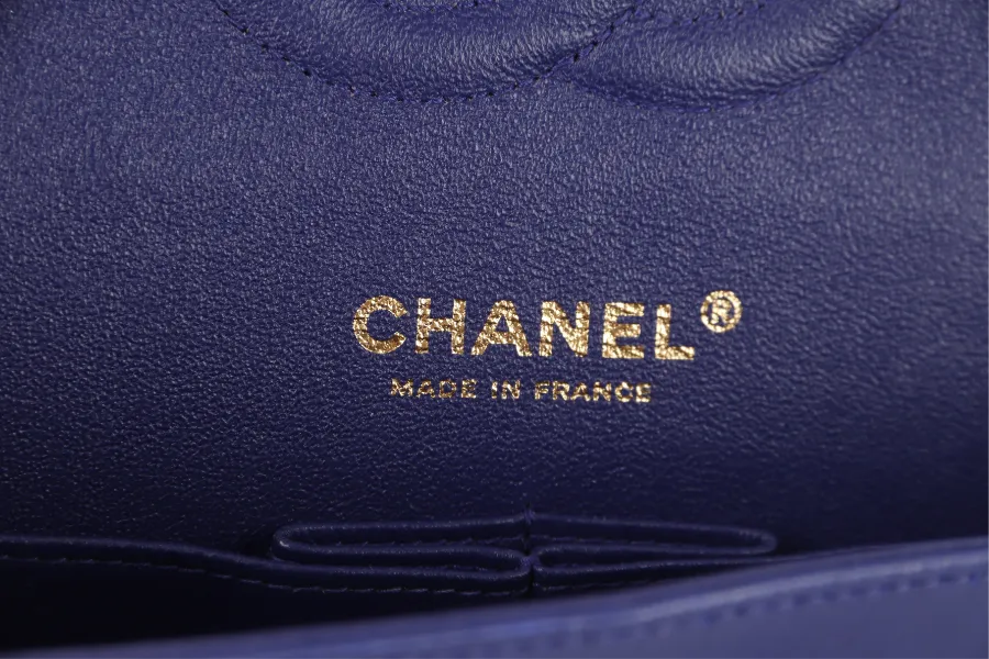 CHANEL CLASSIC FLAP CHEVRON (2117xxxx) DARK BLUE LAMBSKIN GOLD HARDWARE MEDIUM SIZE WITH CARD AND DUST COVER