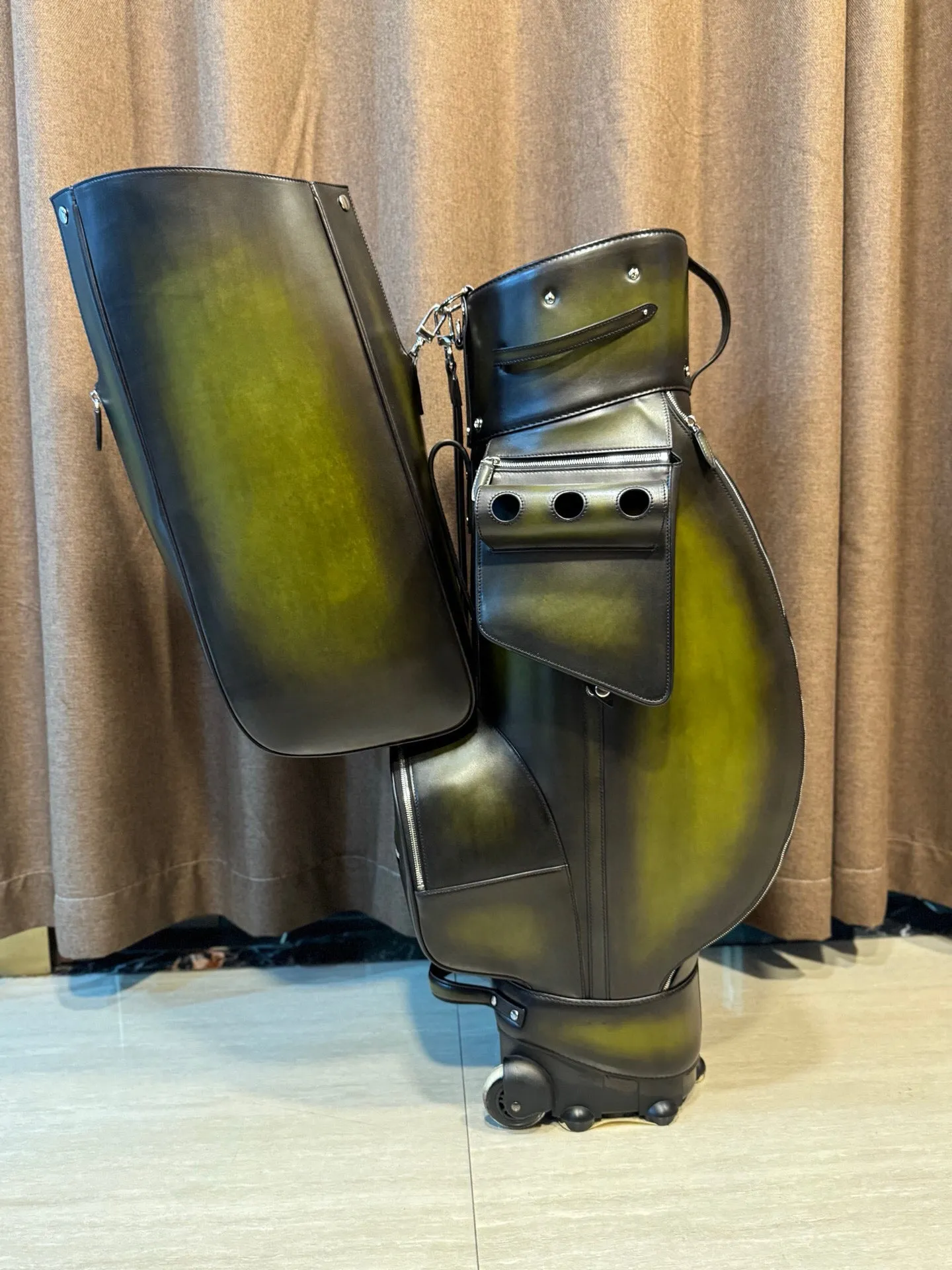 Golf Bags ,Golf Sets , Golf Cart Bags  & Golf Stand Bags  Leather