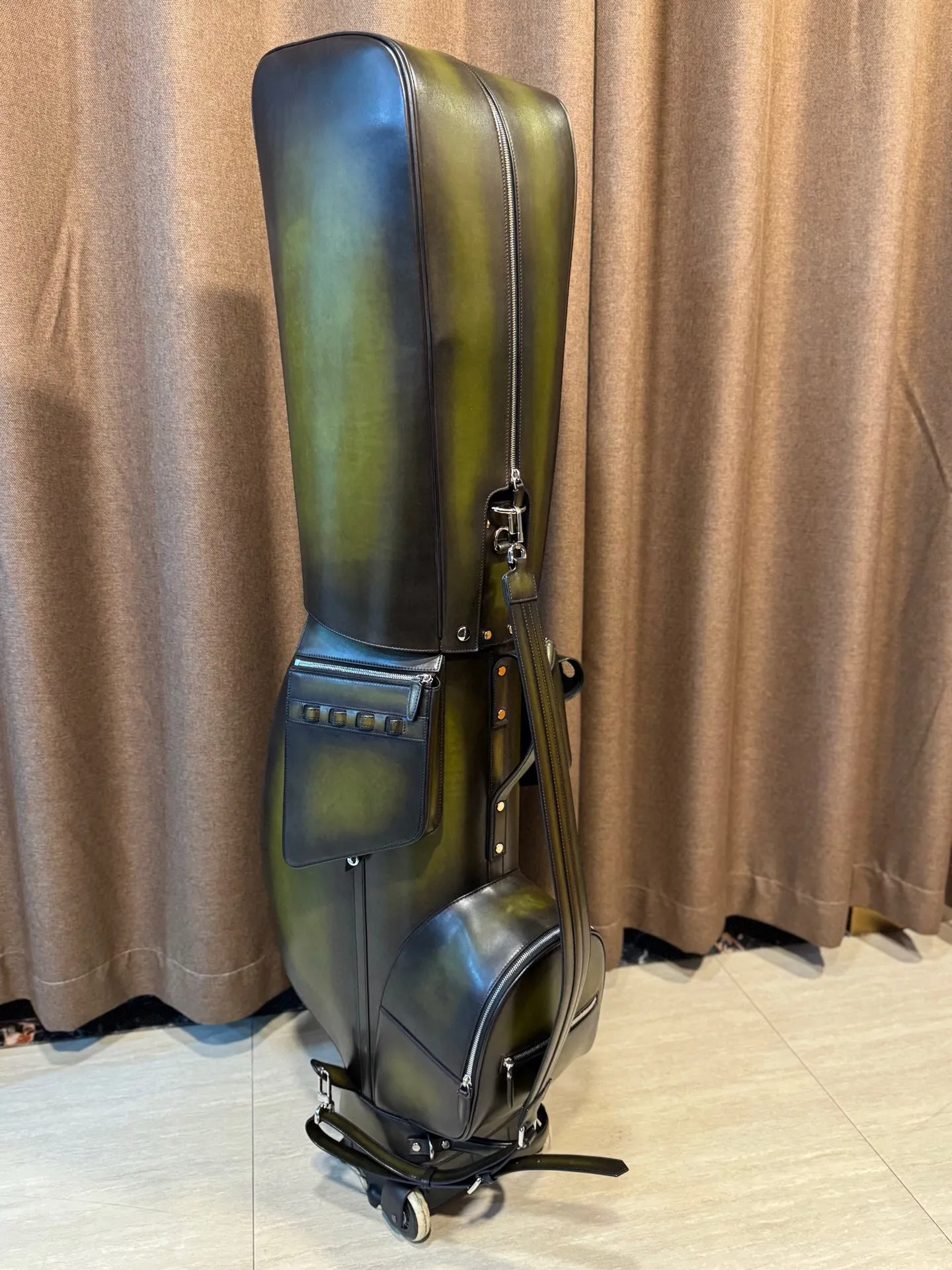 Golf Bags ,Golf Sets , Golf Cart Bags  & Golf Stand Bags  Leather