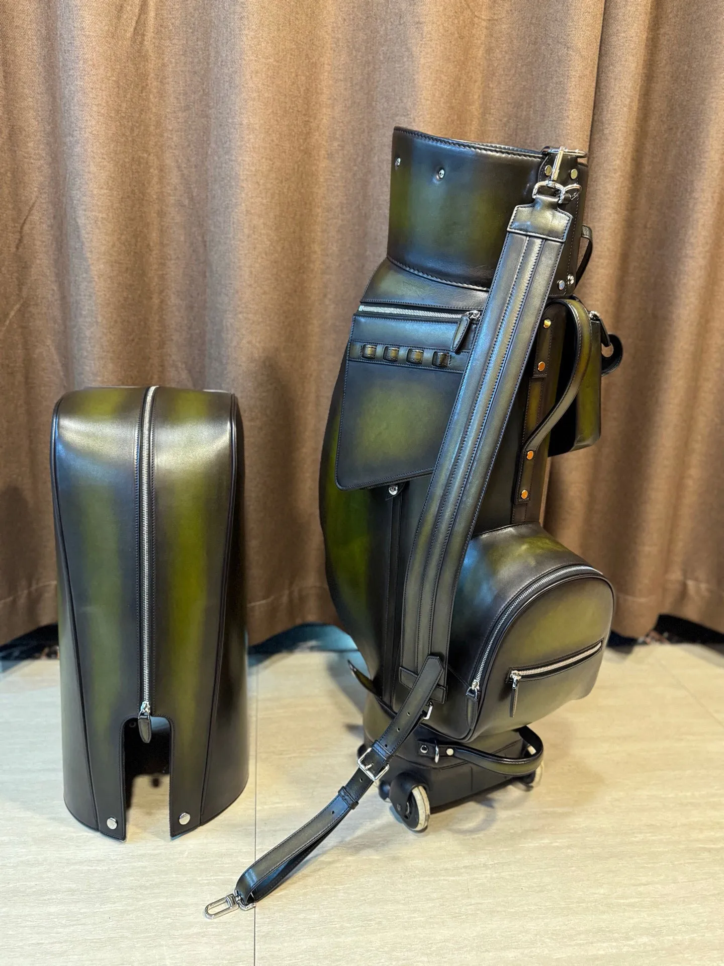 Golf Bags ,Golf Sets , Golf Cart Bags  & Golf Stand Bags  Leather