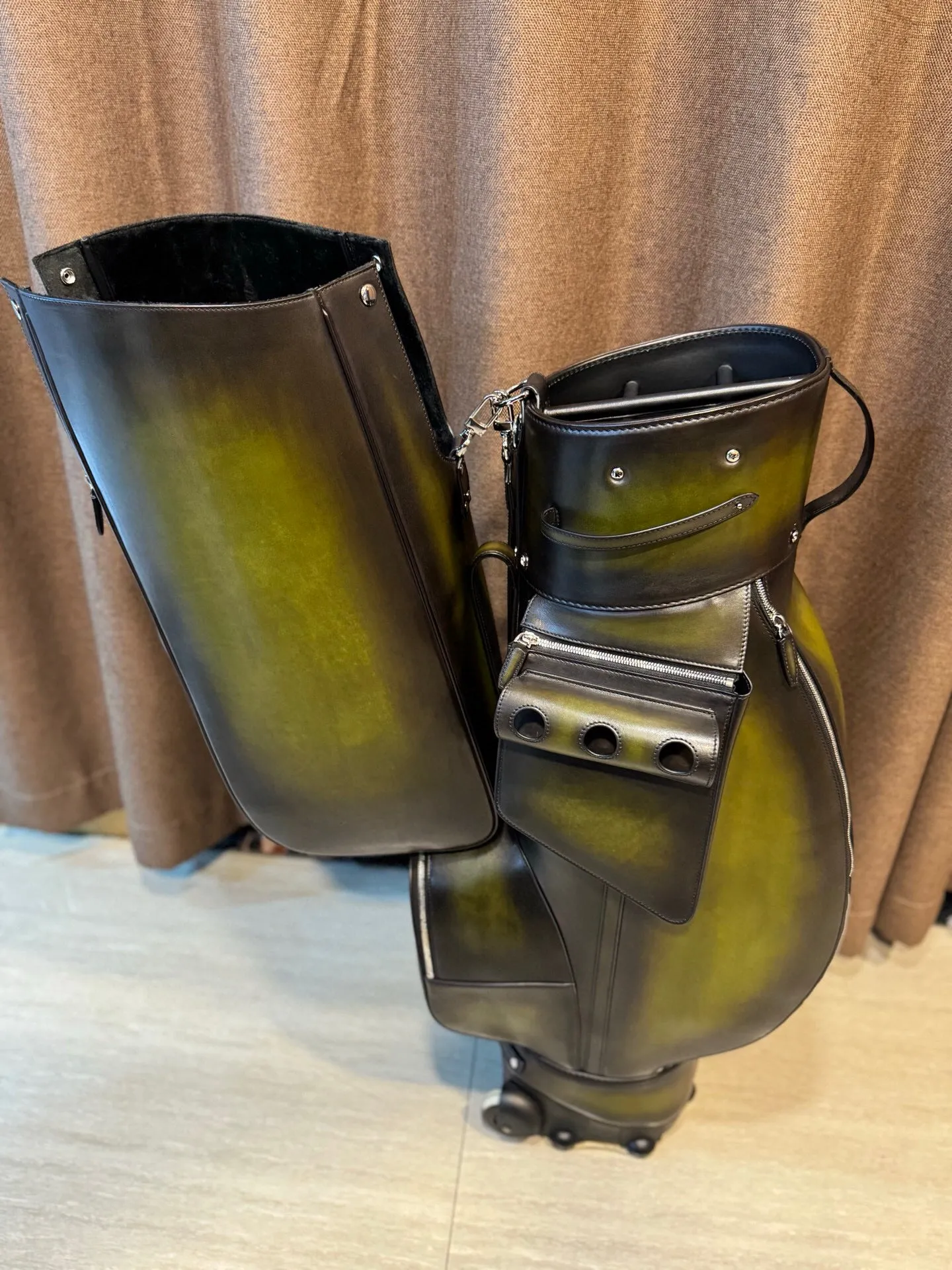 Golf Bags ,Golf Sets , Golf Cart Bags  & Golf Stand Bags  Leather