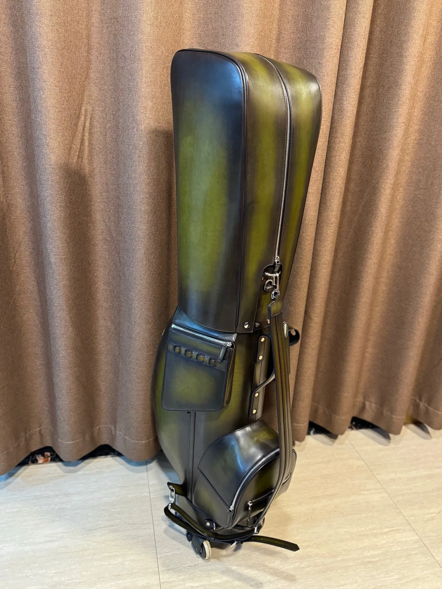 Golf Bags ,Golf Sets , Golf Cart Bags  & Golf Stand Bags  Leather