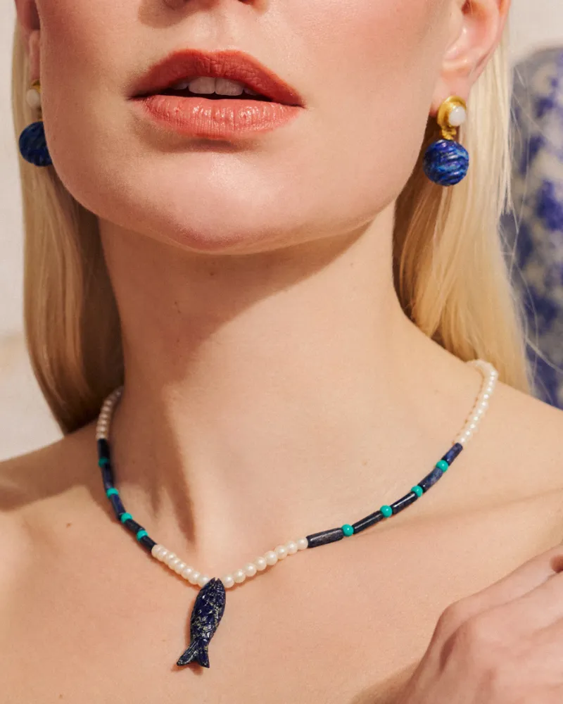 Gozo earrings with moonstone and lapis