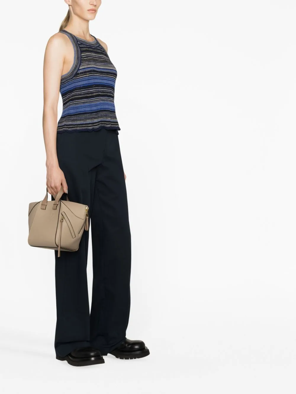 Hammock compact leater handbag