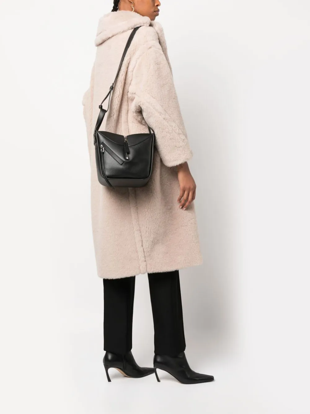 Hammock compact leather handbag