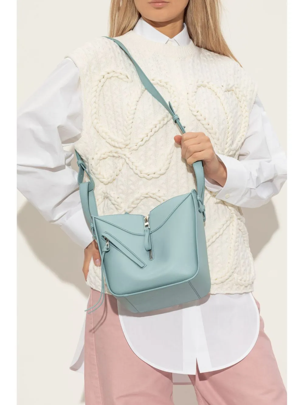 Hammock compact leather handbag