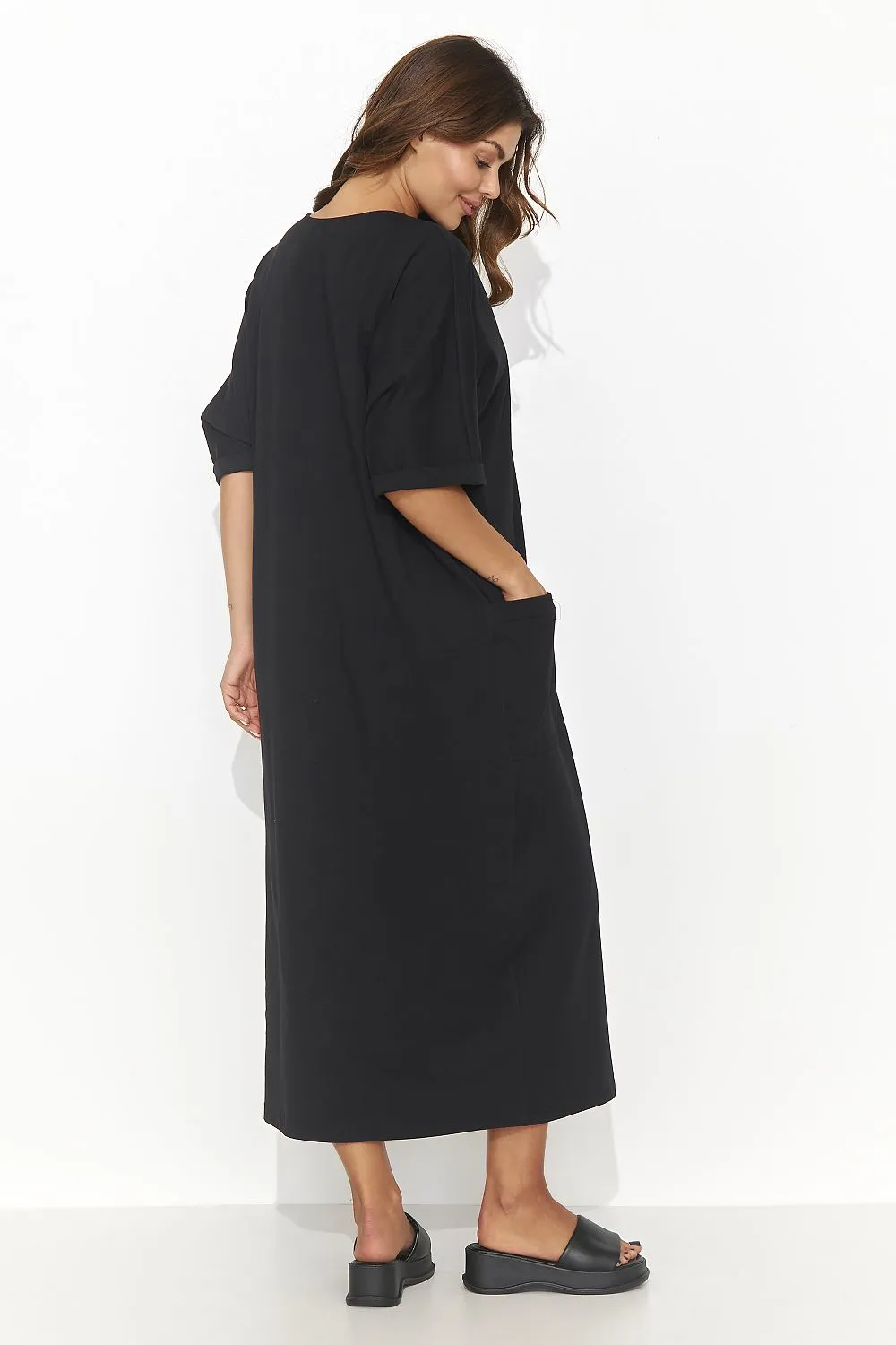 Heart-Neckline Elegant Maxi Dress