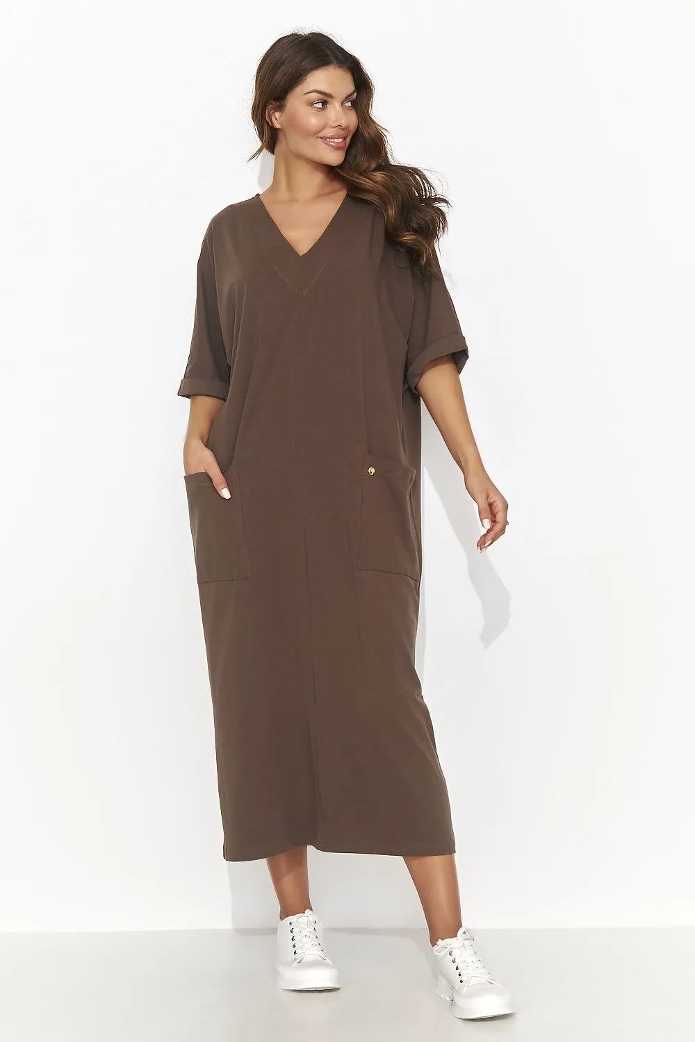 Heart-Neckline Elegant Maxi Dress