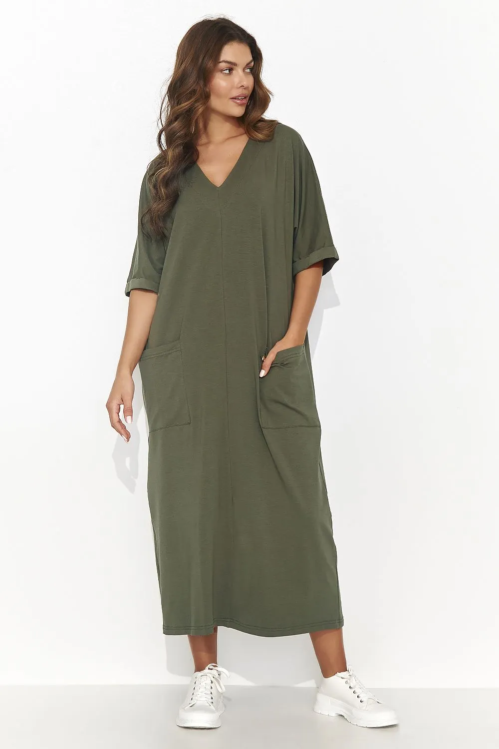 Heart-Neckline Elegant Maxi Dress