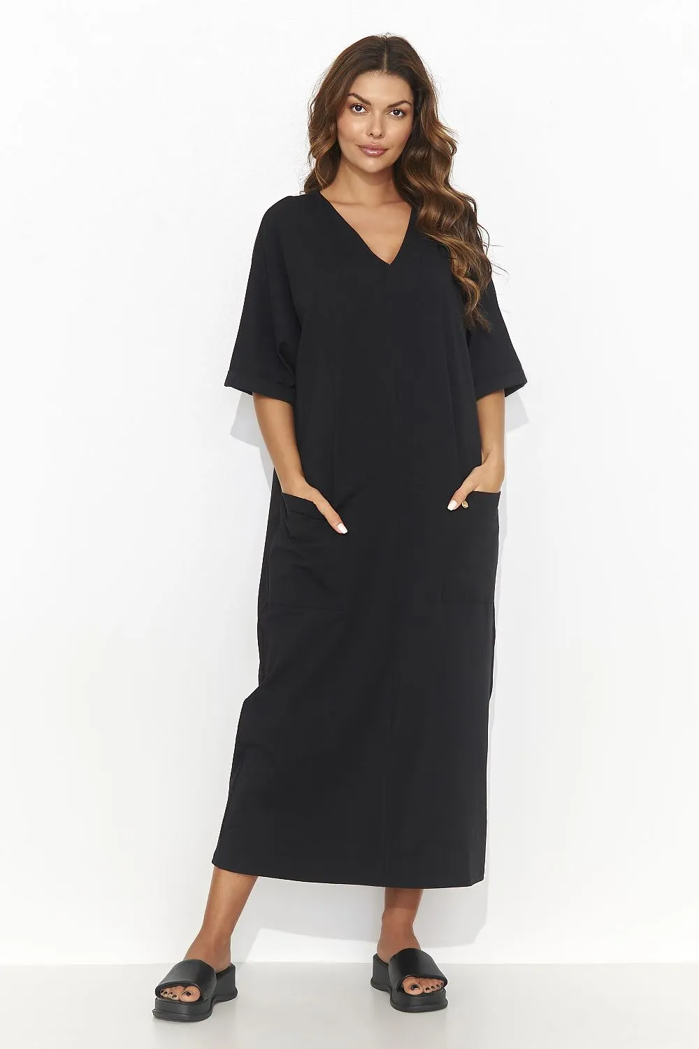 Heart-Neckline Elegant Maxi Dress