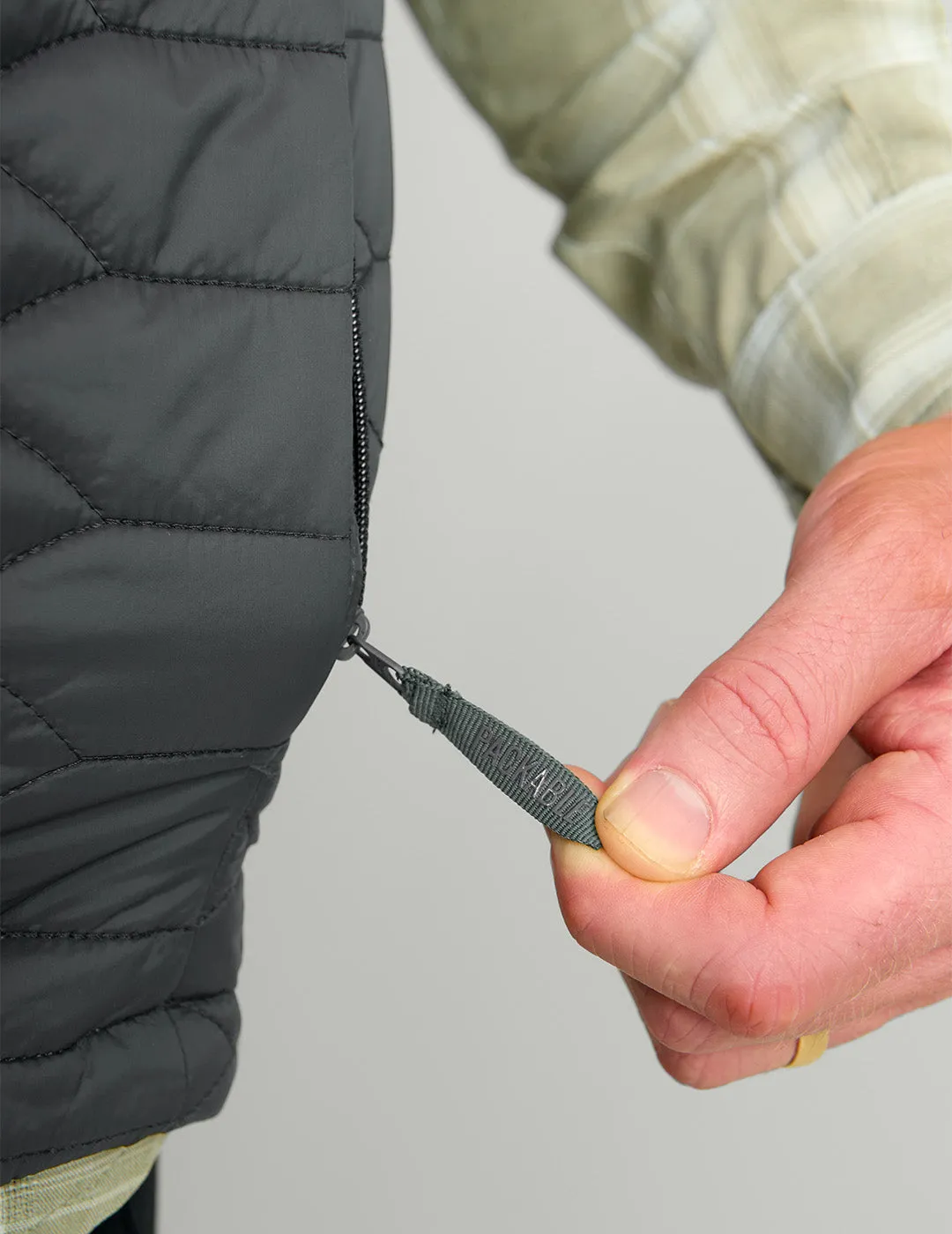 Huk Scale Primaloft Vest