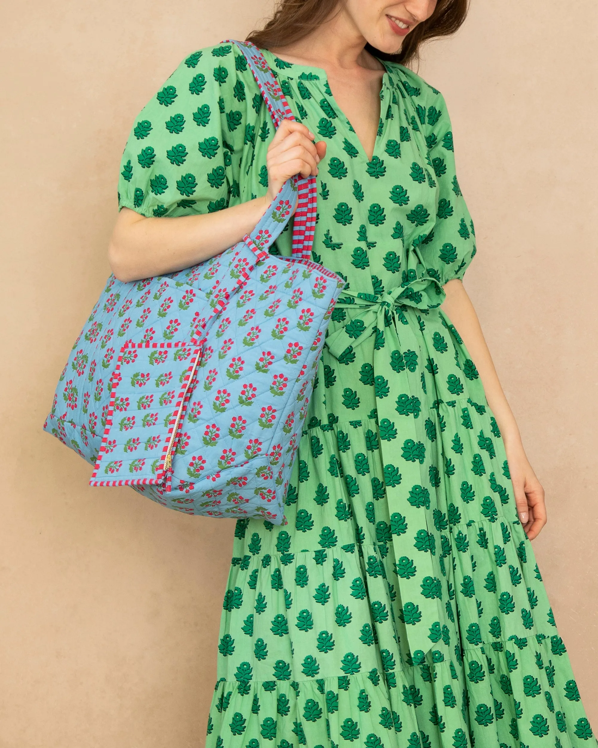 In Bloom - Weekend Bag with Pouch - Denim
