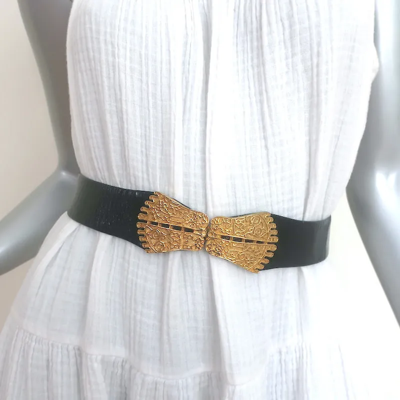 Judith Leiber Carved Feet Buckle Waist Belt Black Leather One Size