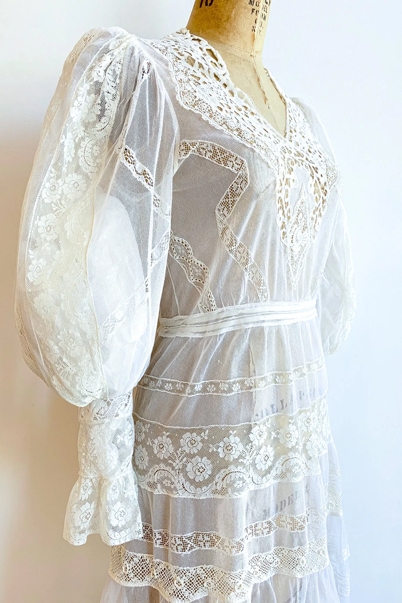 Lace Balloon Sleeve Dress