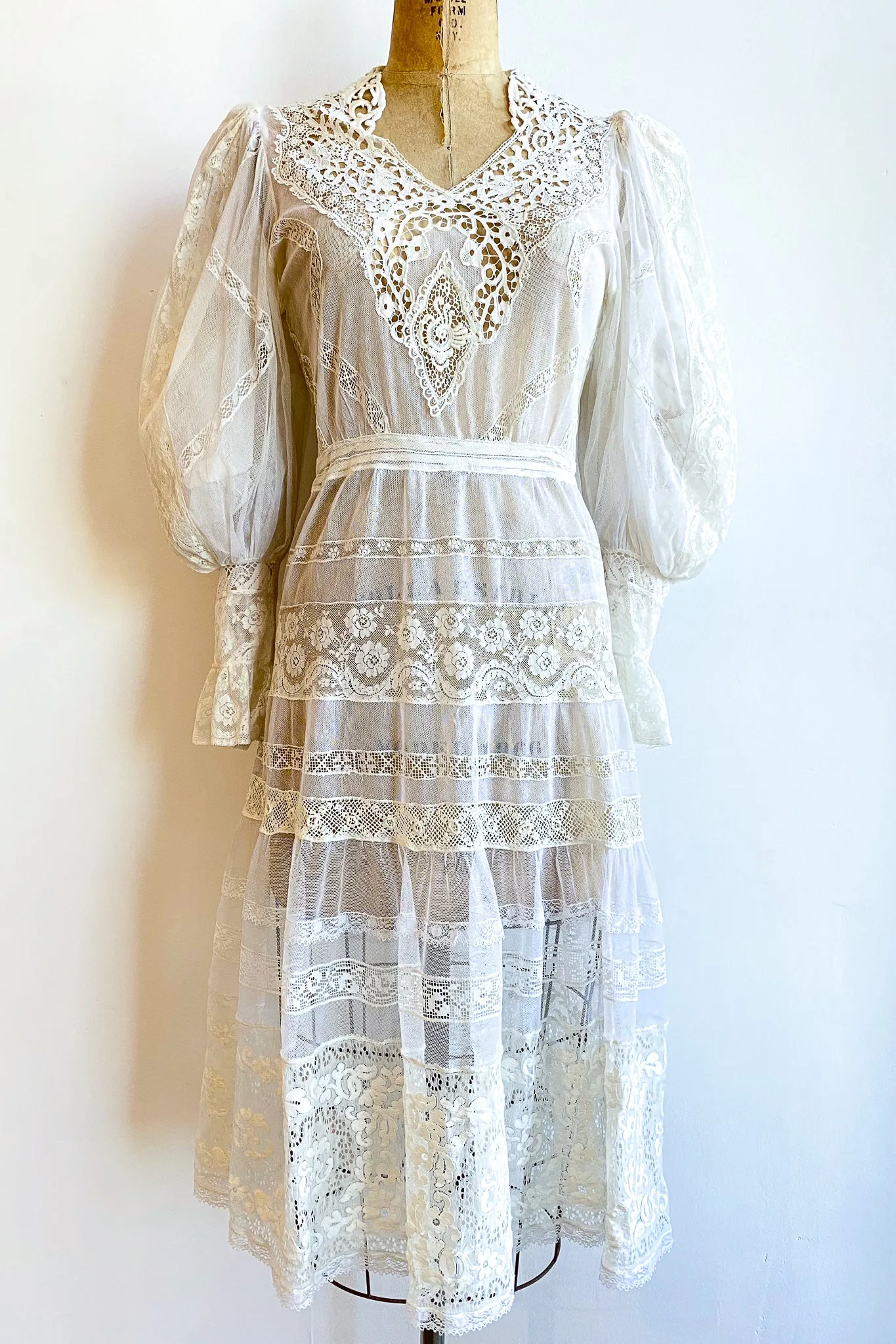 Lace Balloon Sleeve Dress