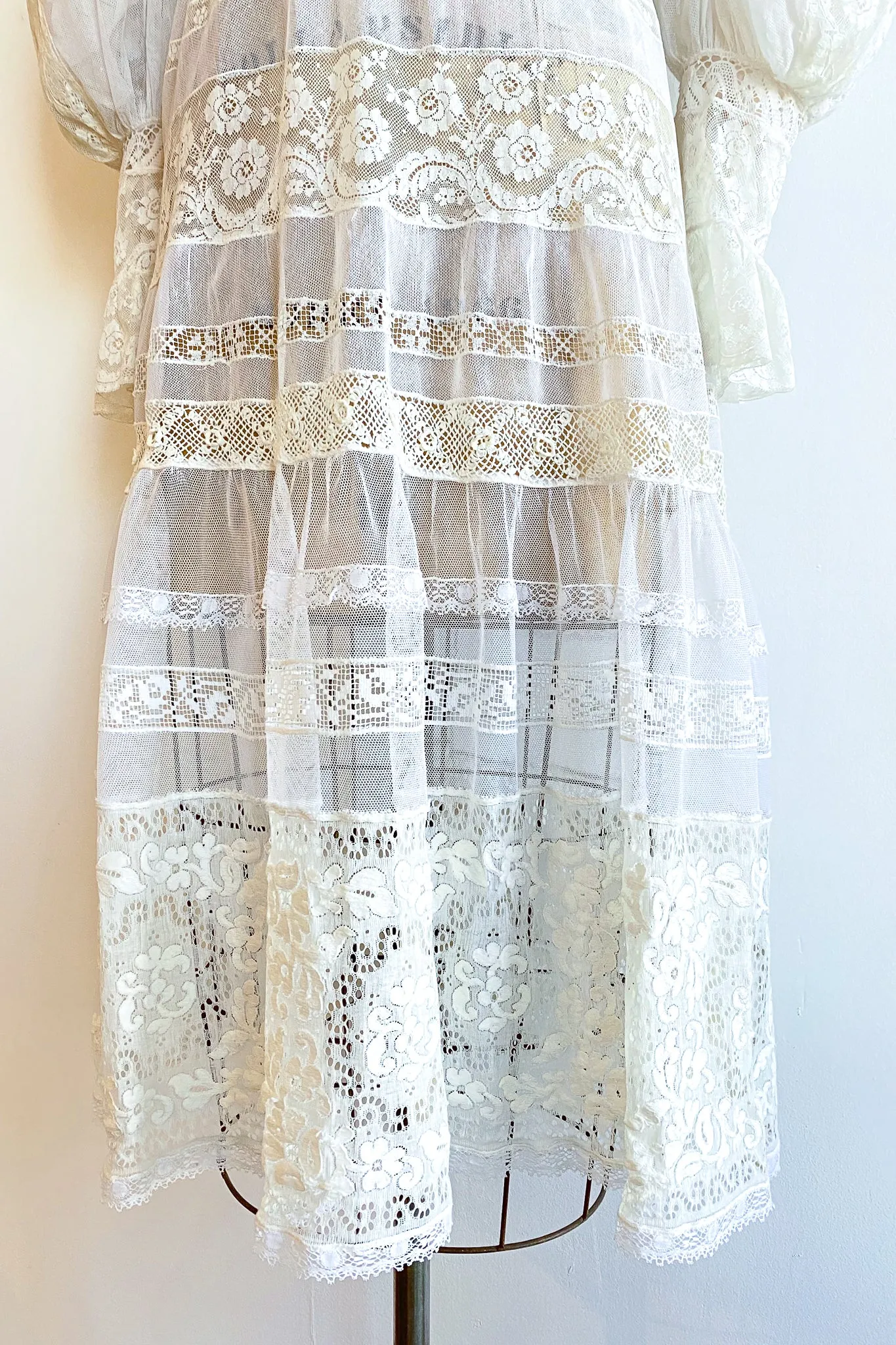 Lace Balloon Sleeve Dress