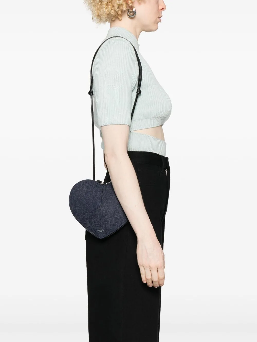 Le coeur leather crossbody bag