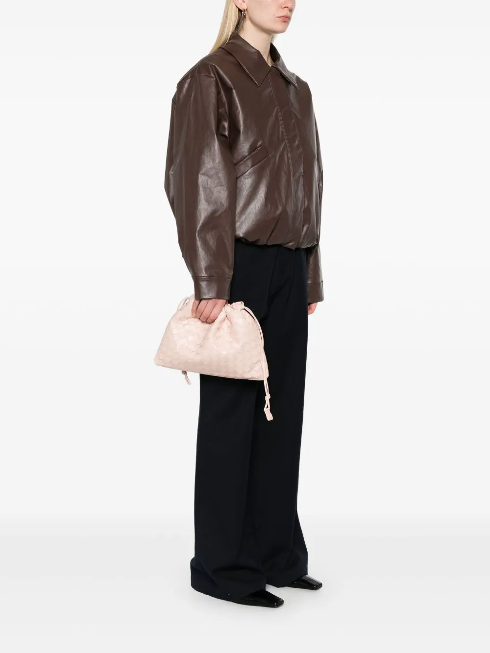 Leather medium pouch