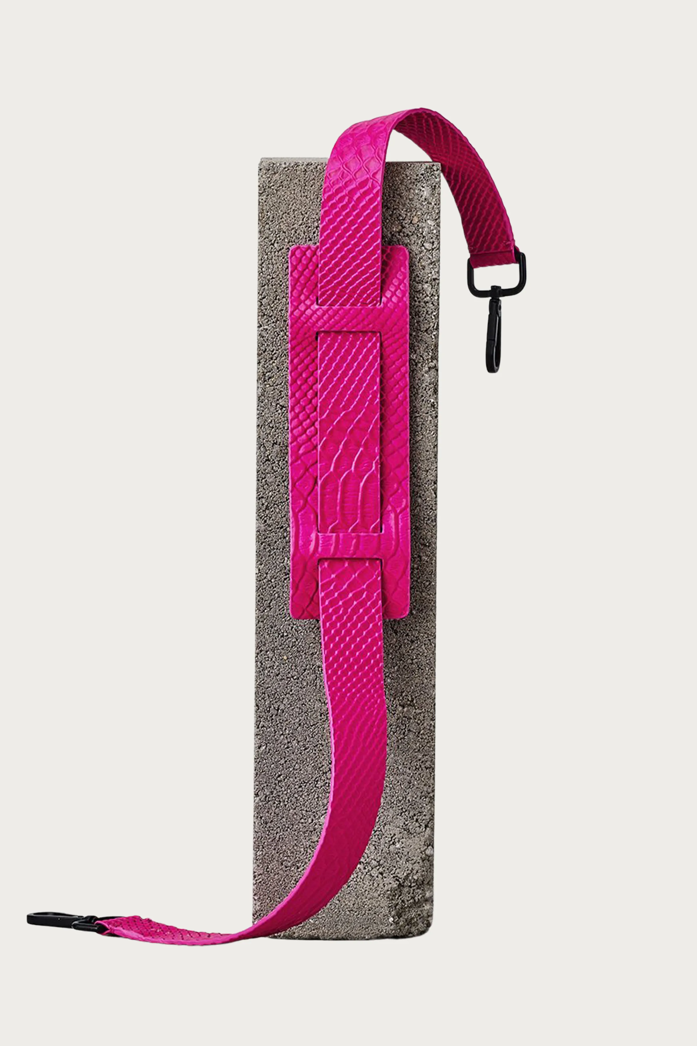 LEATHER SHOULDER STRAP