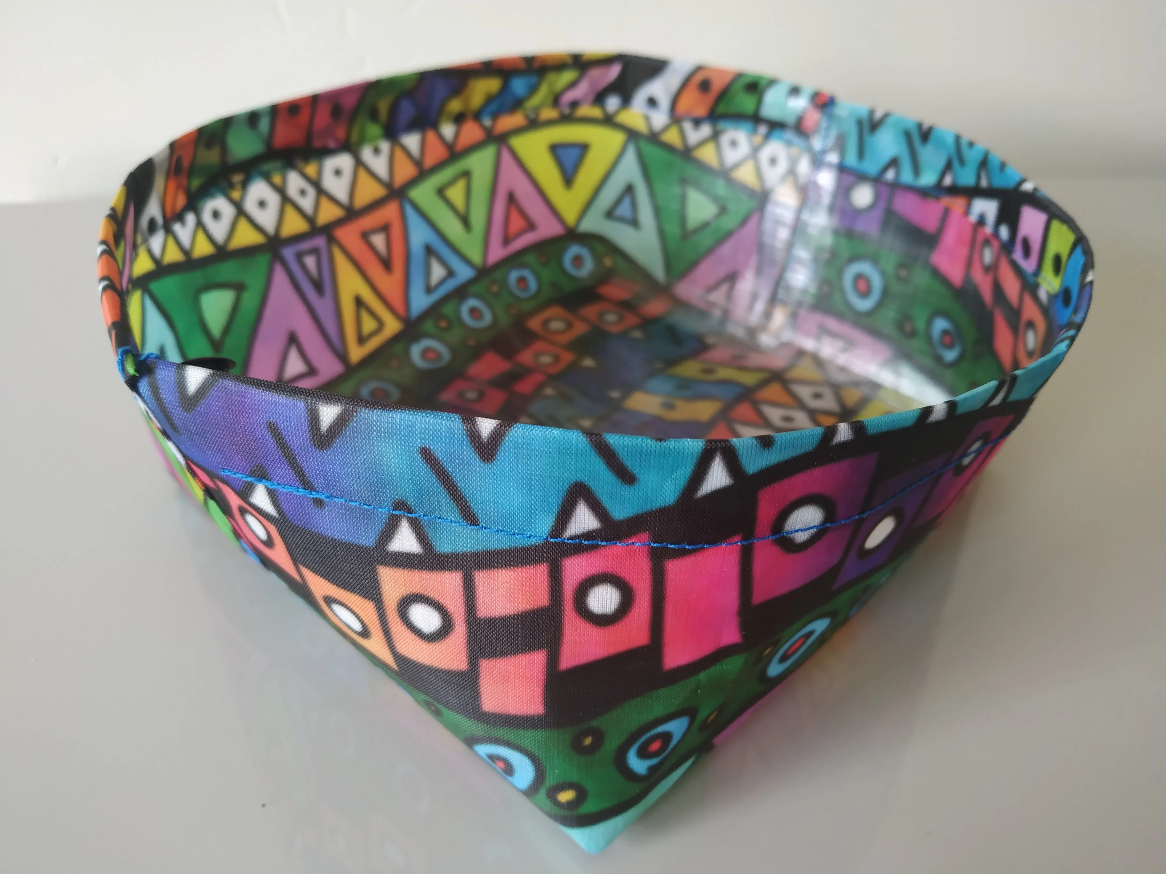 Lightweight Dog Bowl - Line Doodle Dyneema