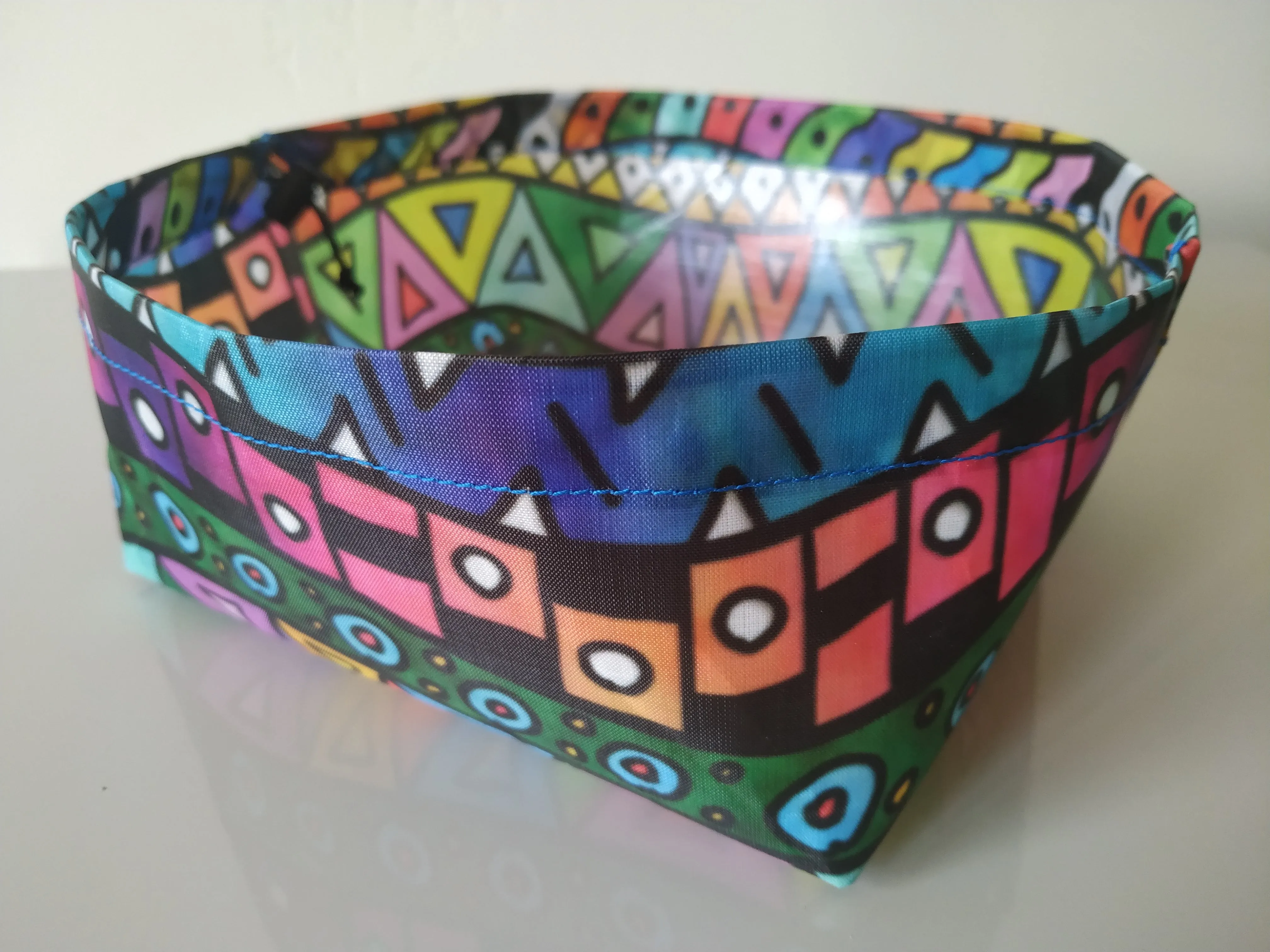 Lightweight Dog Bowl - Line Doodle Dyneema