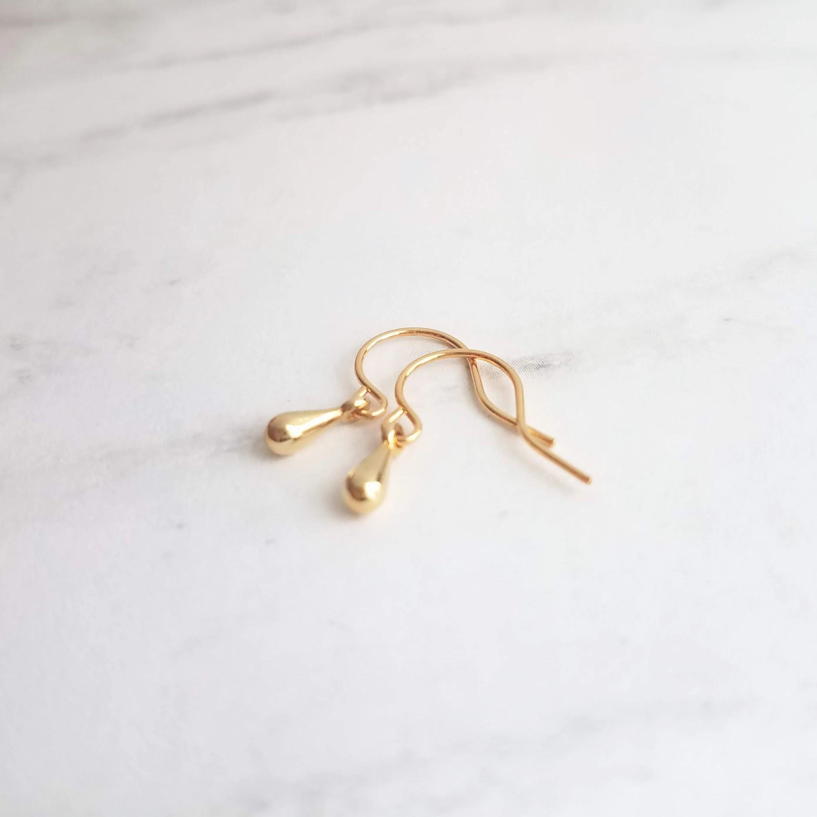 Little Gold Teardrop Earrings, tiny single drop earrings, very small tear drop earrings, little gold drop earrings, minimalist dainty gold
