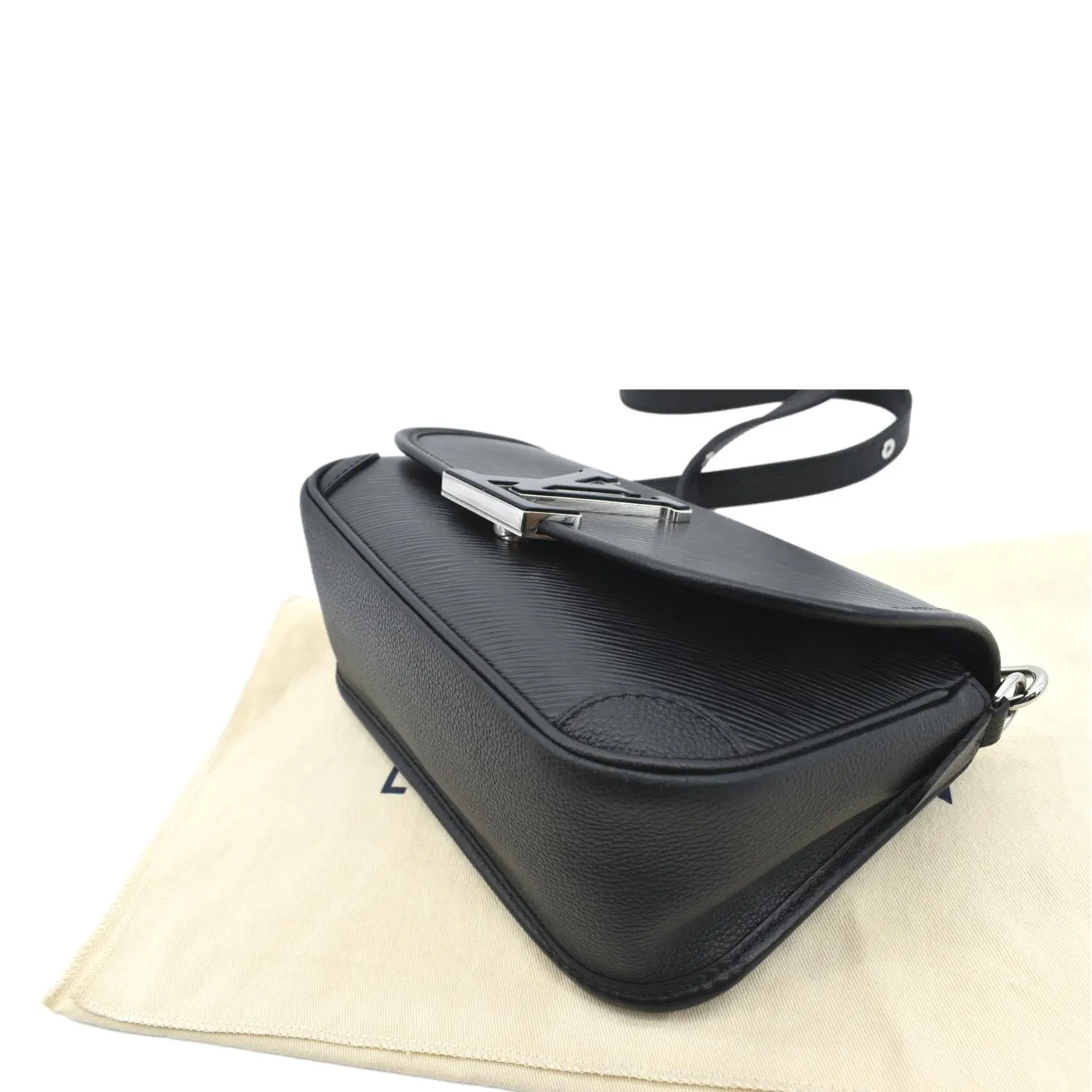 LOUIS VUITTON Buci Epi Grained Leather Shoulder Bag Black