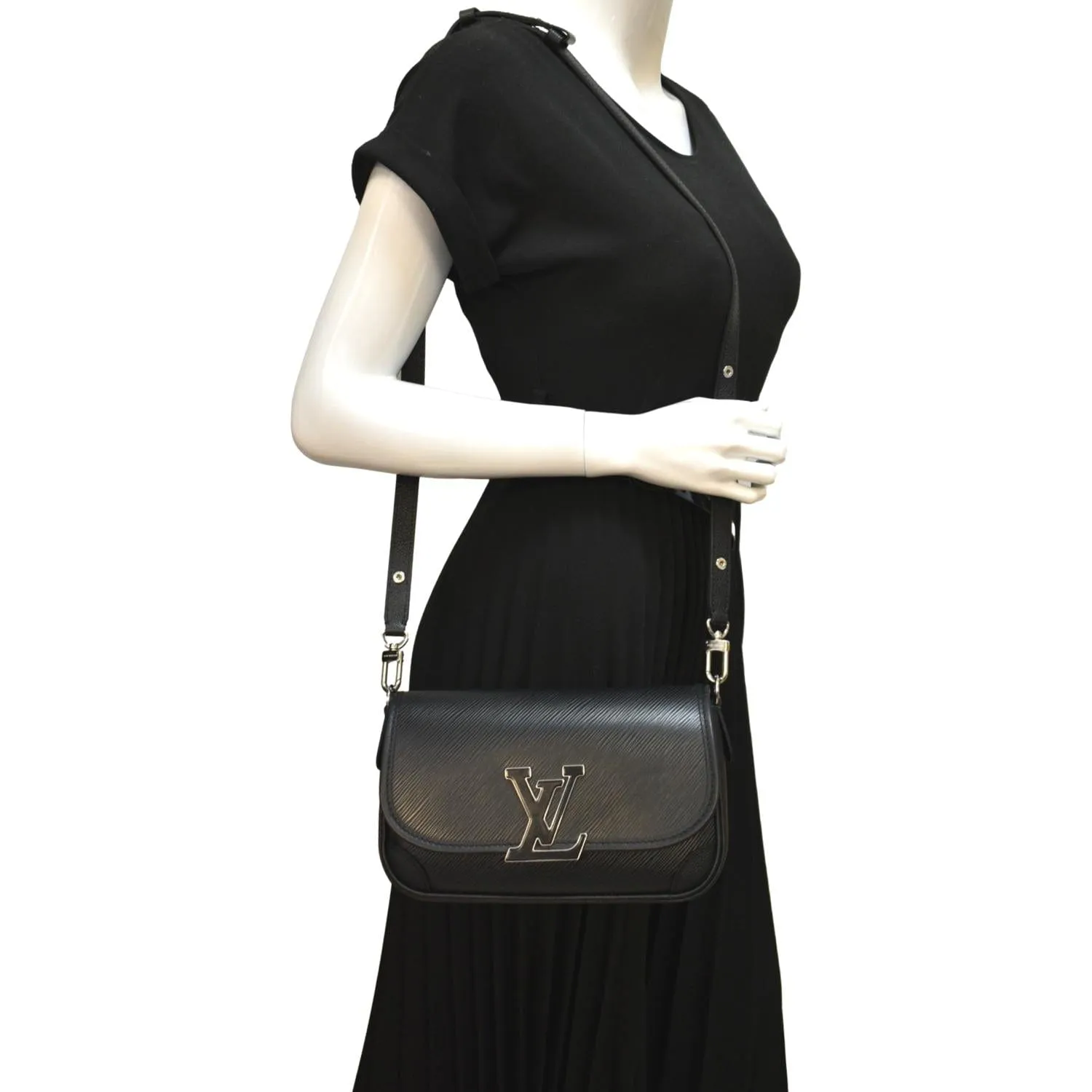 LOUIS VUITTON Buci Epi Grained Leather Shoulder Bag Black