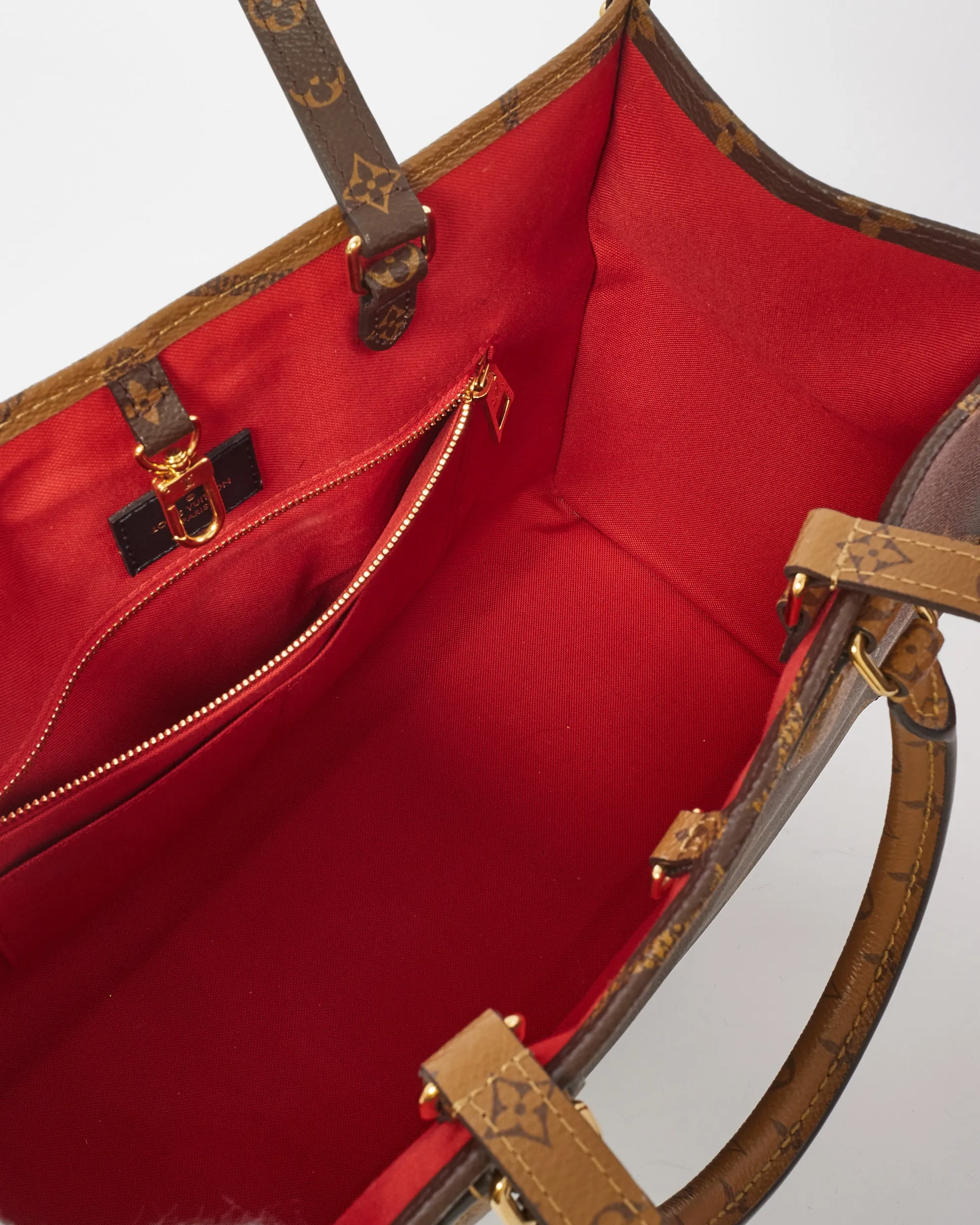 Louis Vuitton Giant Monogram Canvas OnTheGo MM Bag