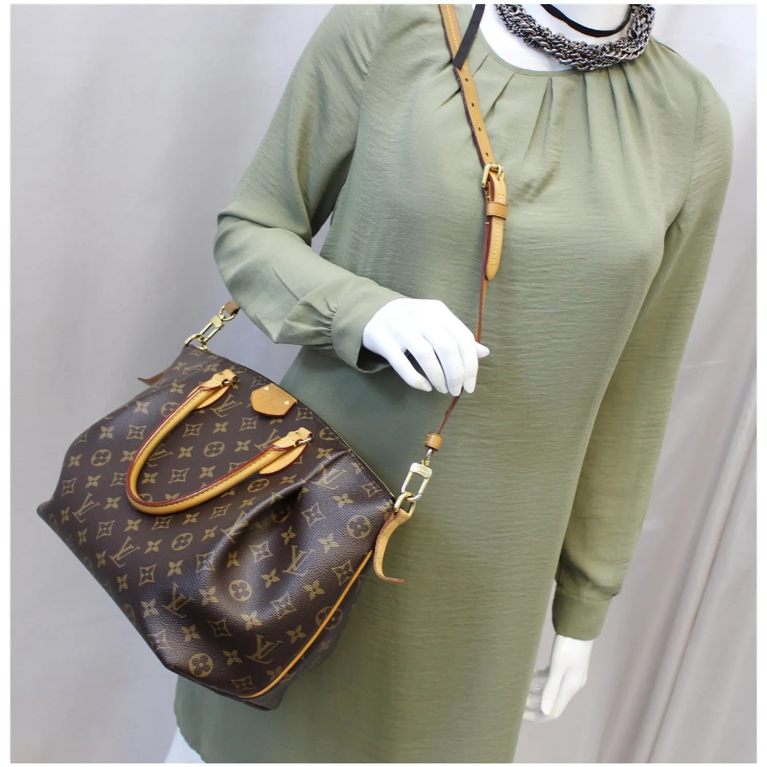 LOUIS VUITTON Turenne MM Monogram Canvas 2 Way Shoulder Bag Brown
