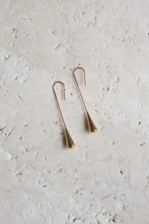 Minimalist Gold Elongated Teardrop Earring