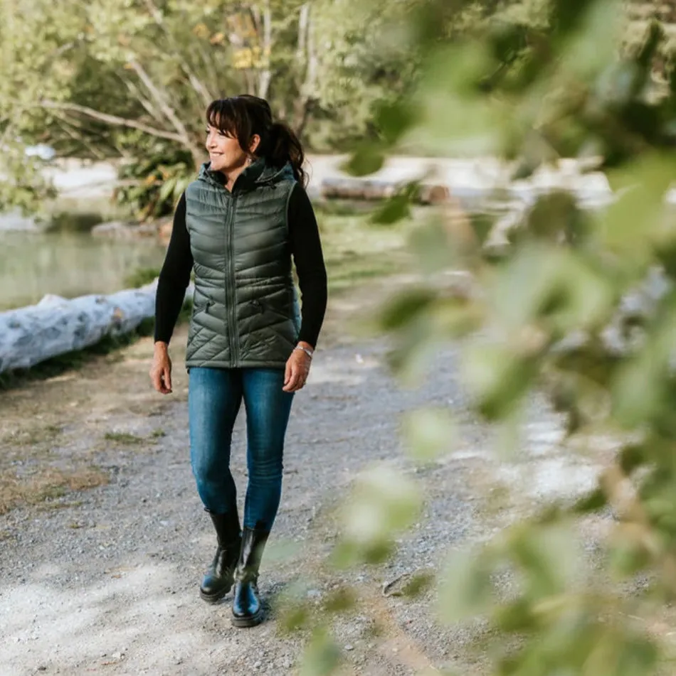 Moke Mary -Claire Packable Vest Moss