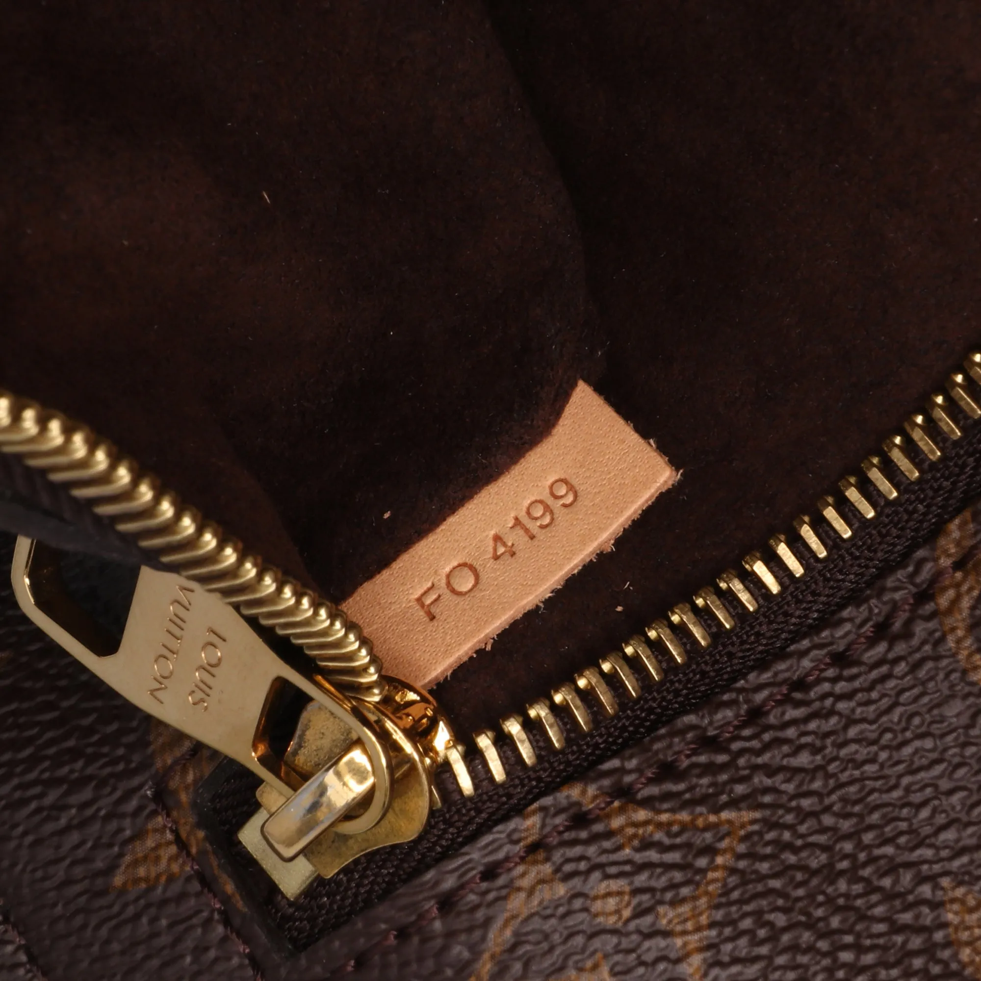 Monogram Pochette Metis