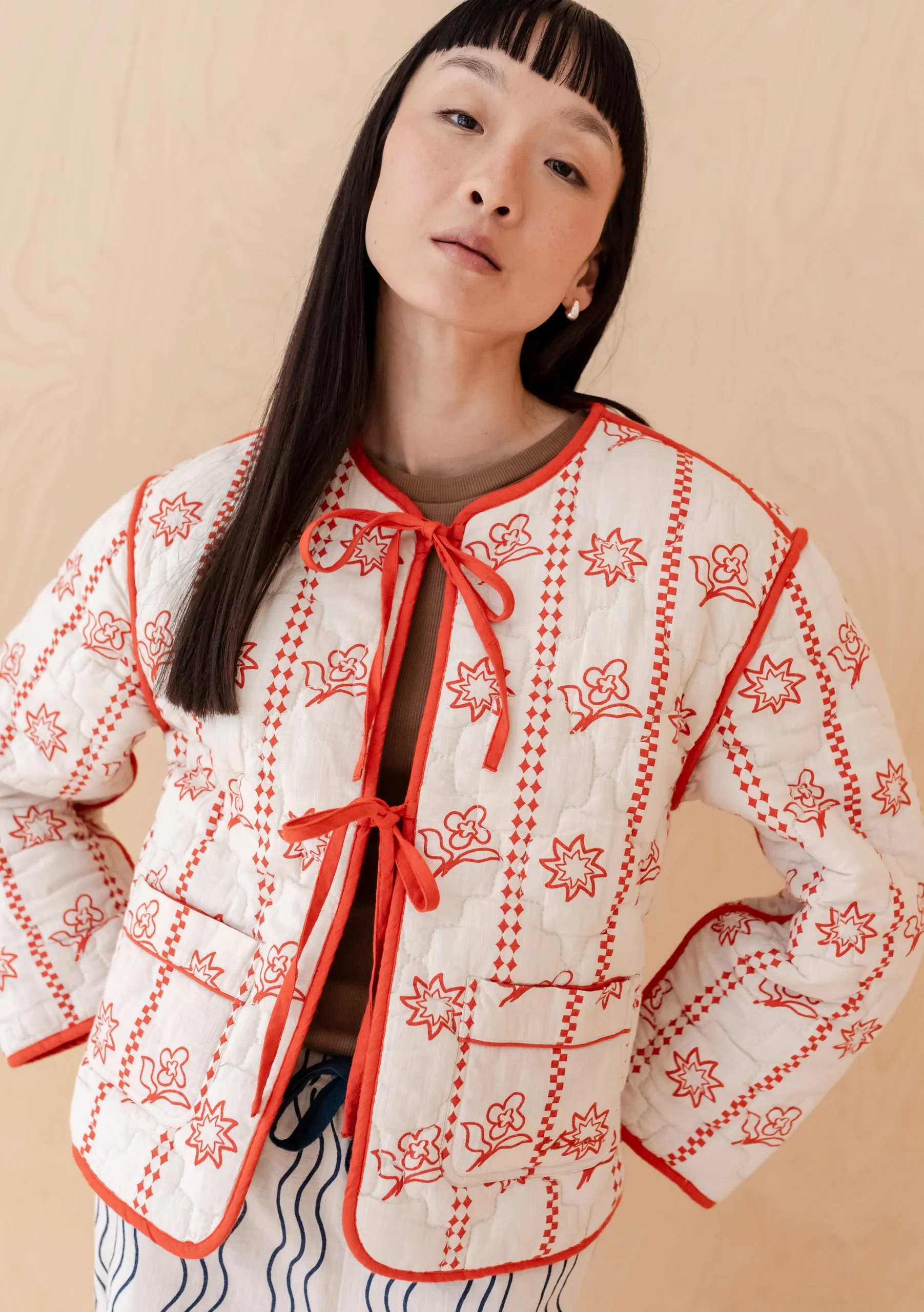 Quilted Cotton Jacket in Reversible Flora Wave