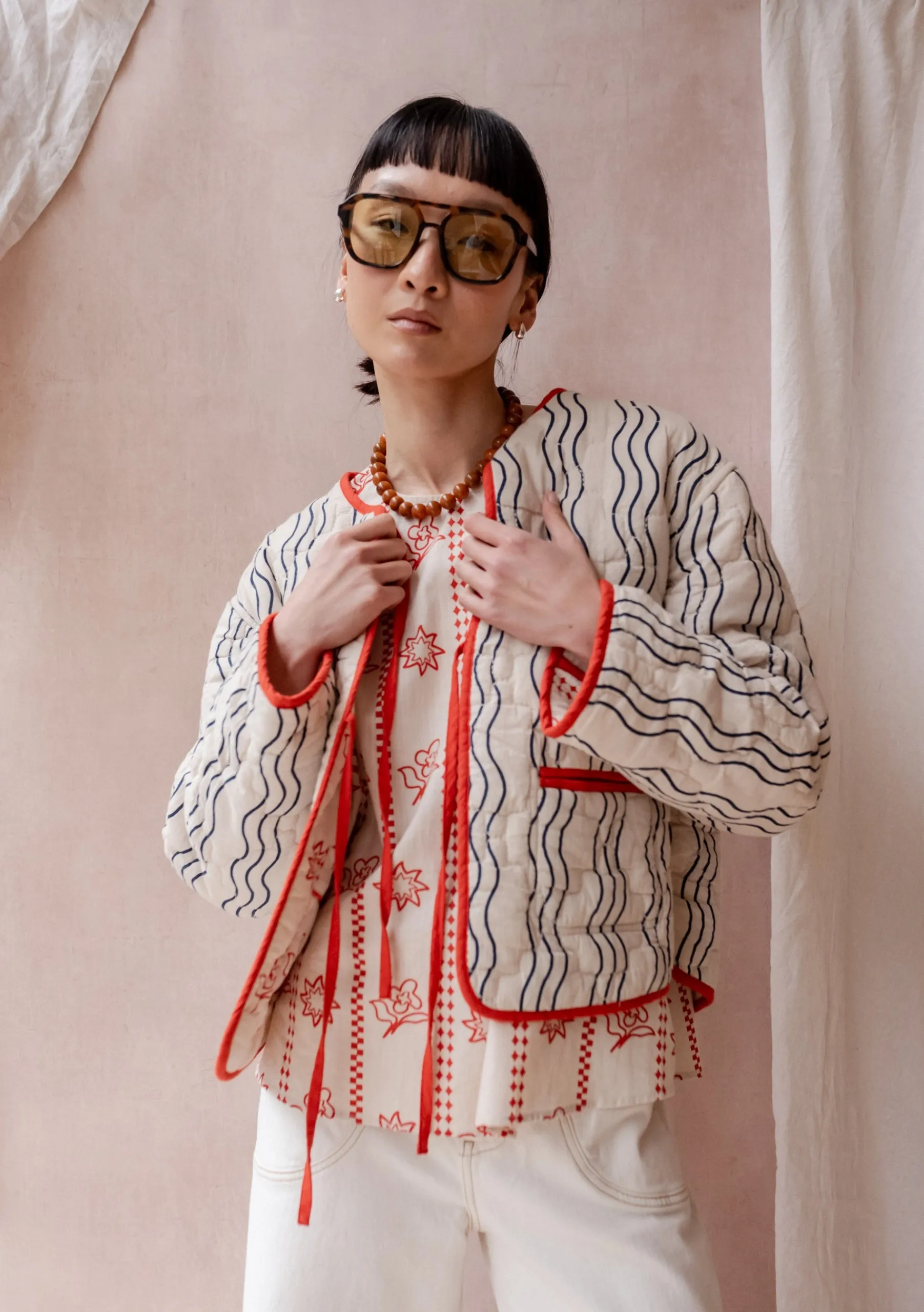 Quilted Cotton Jacket in Reversible Flora Wave
