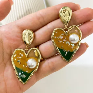 Resin Pearl Heart Earrings