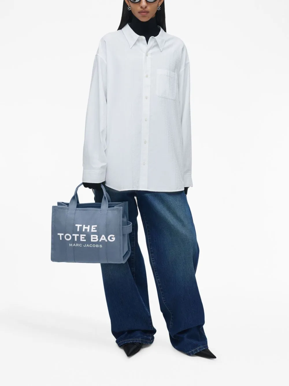 The tote bag medium canvas tote