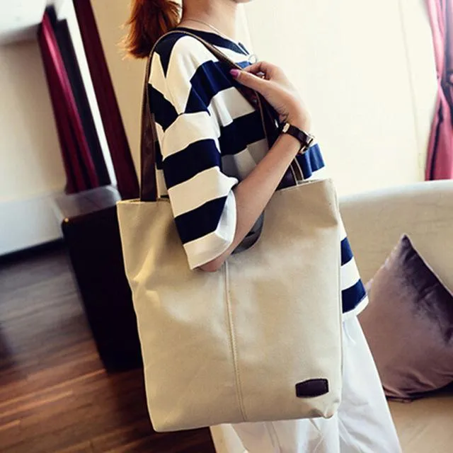 The tote canvas shoulder bag.