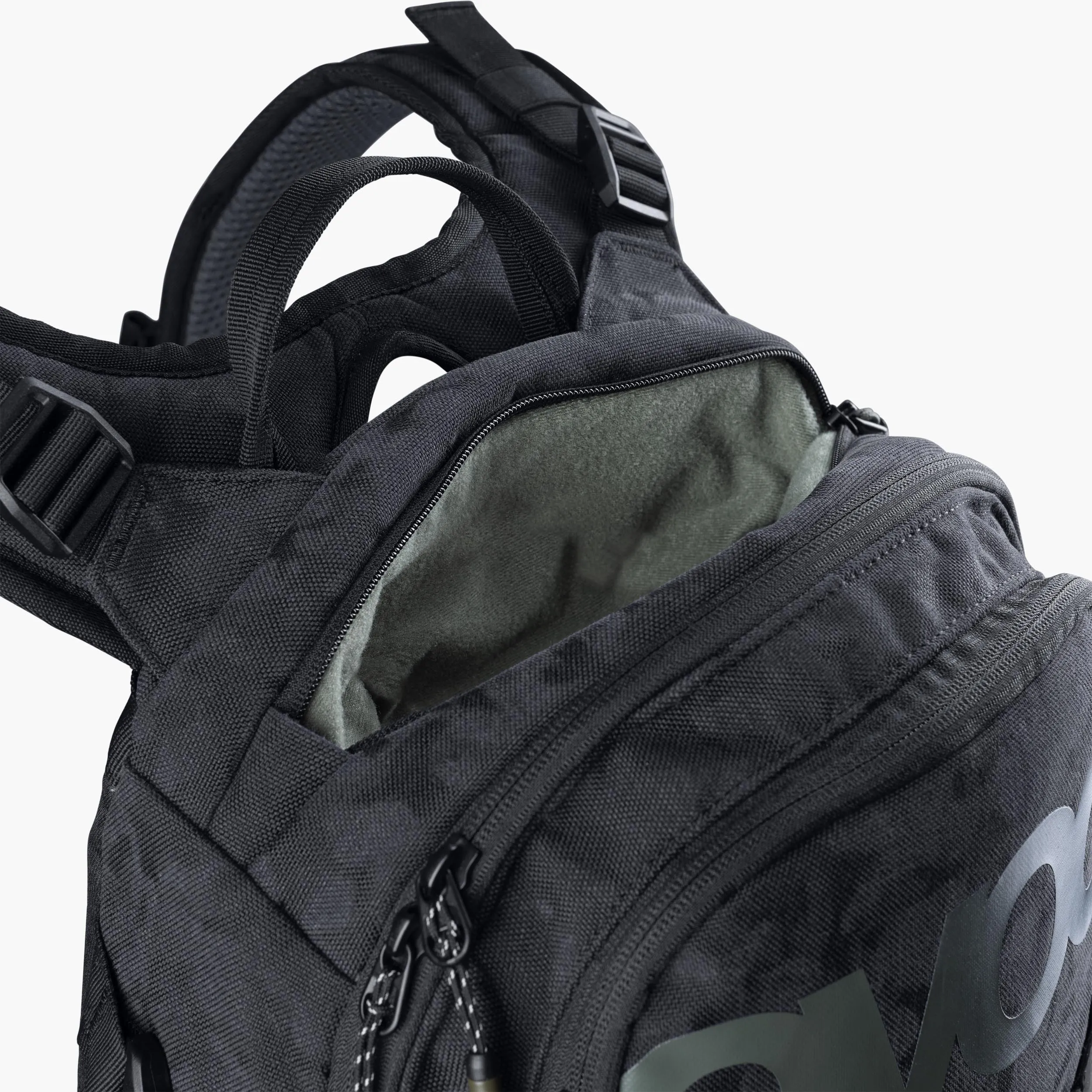 TRAIL BUILDER 35