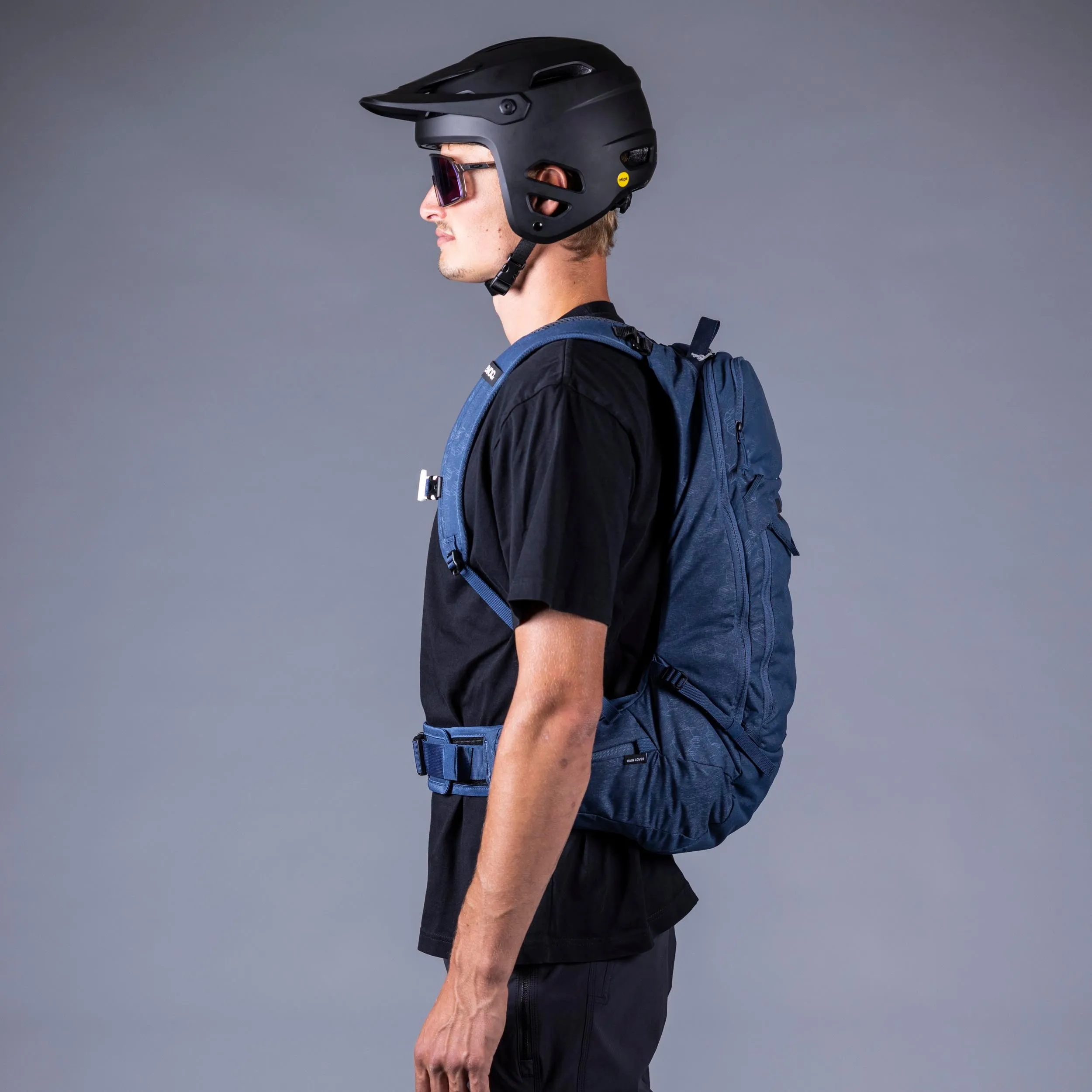 TRAIL PRO 16