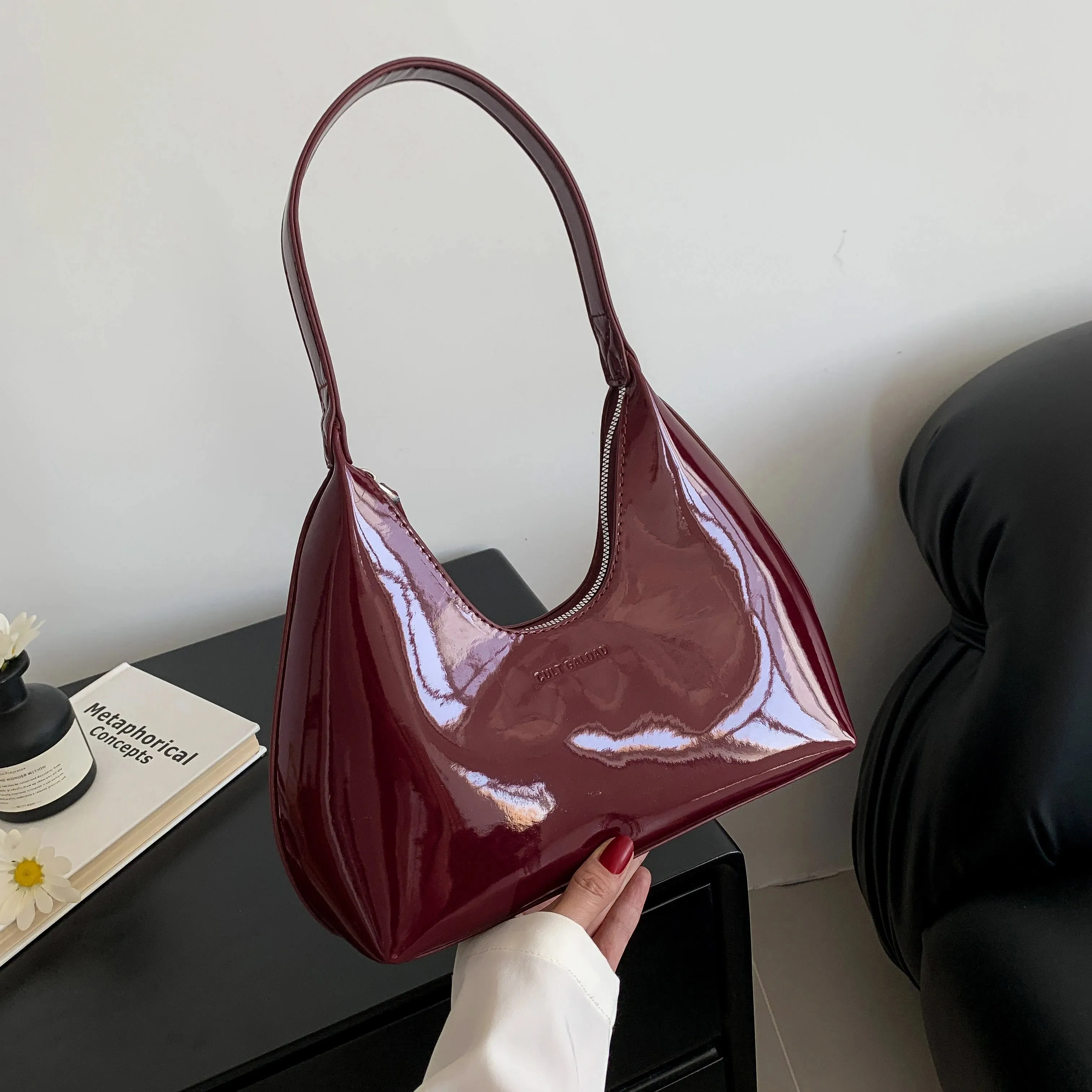 Trendy Shoulder Bag