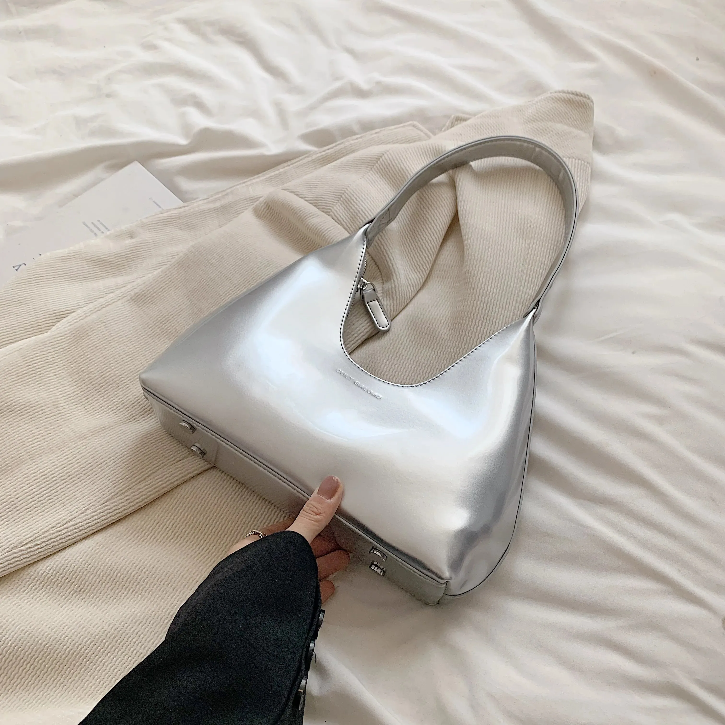 Trendy Shoulder Bag
