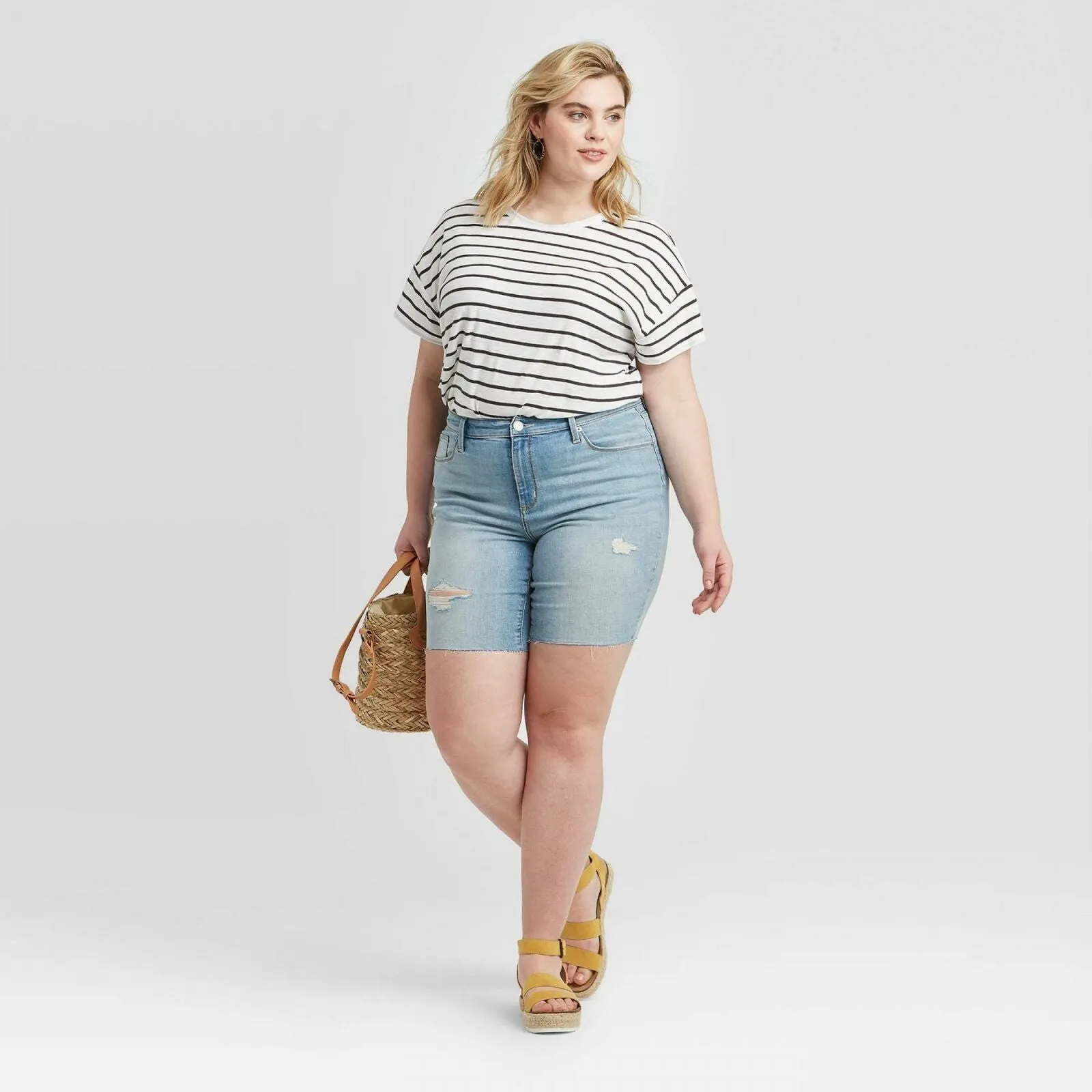 Universal Thread Women's Plus Size Mid Rise Bermuda Jean Shorts
