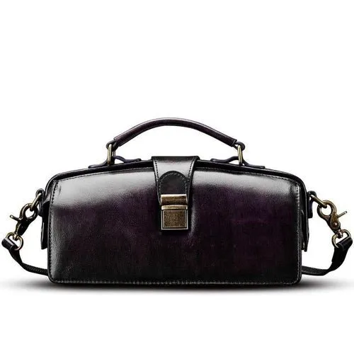 Vintage Chic Leather Doctor Bag – Timeless Elegance and Functionality