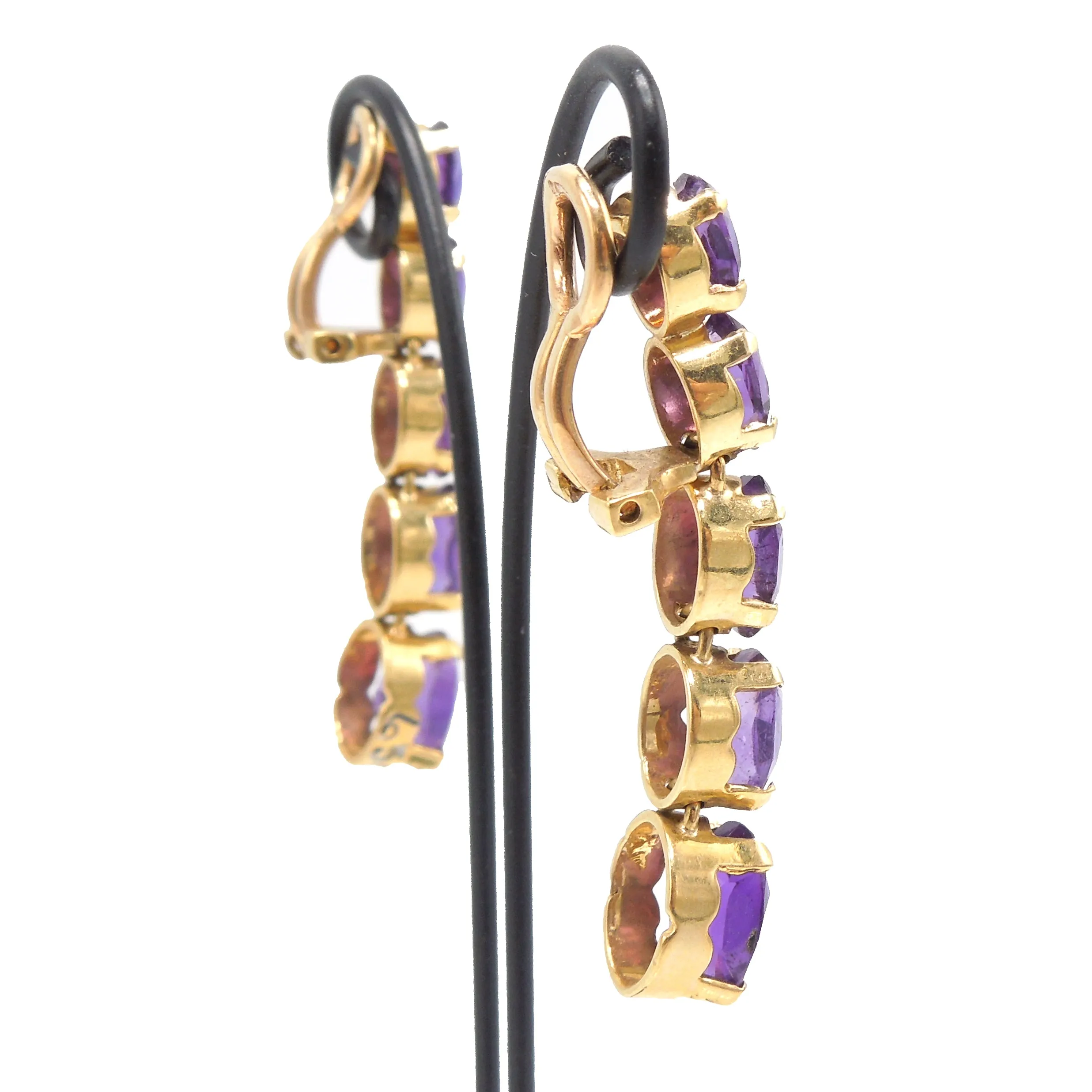 Vintage Oval Amethyst Clip-on Drop Earrings in 18K Yellow Gold